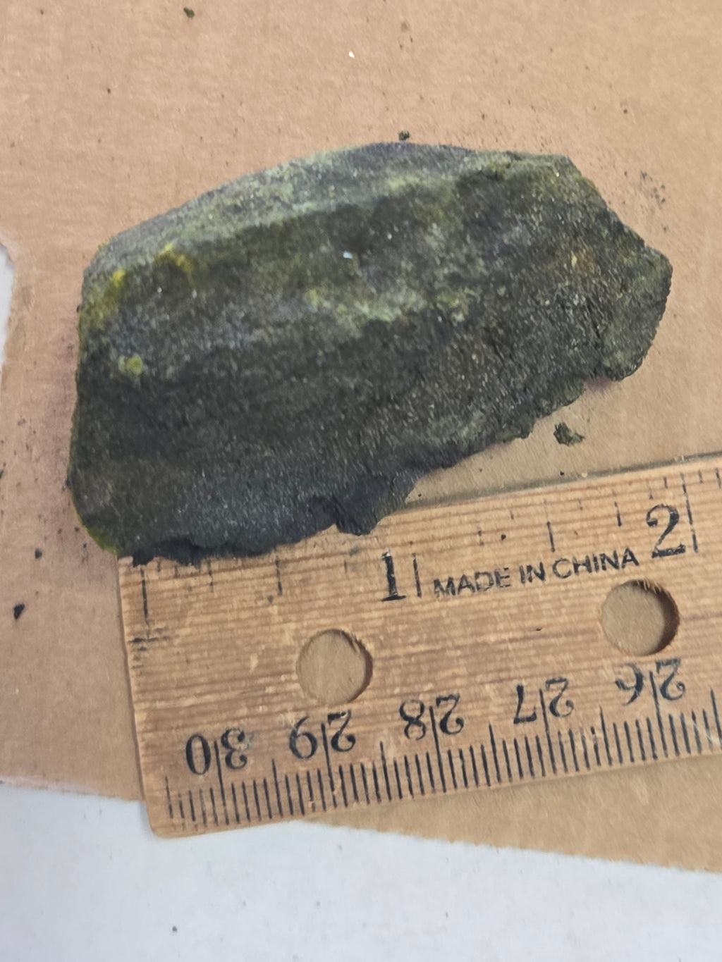 Lasalite on corvusite