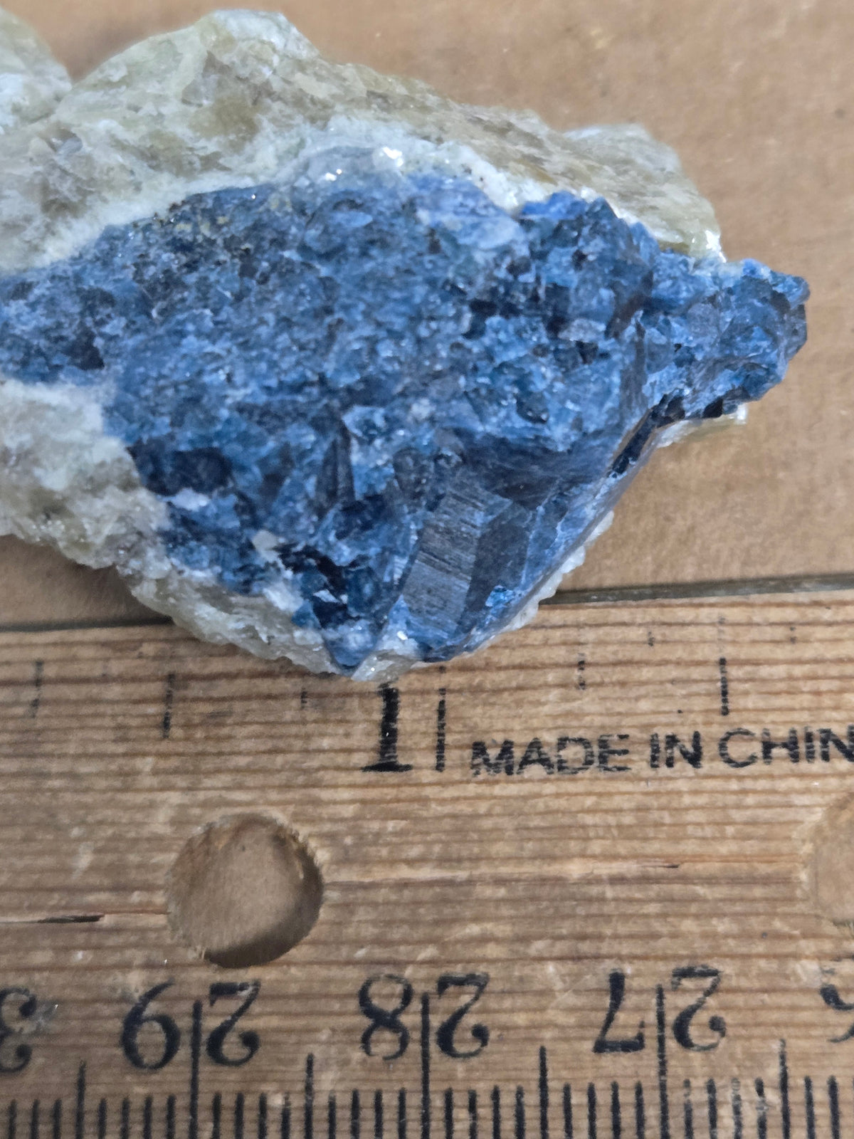 Blue spinel