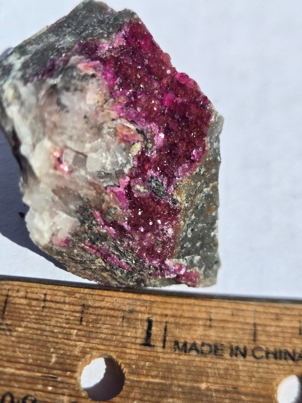 Calcite var cobaltian cobaltocalcite