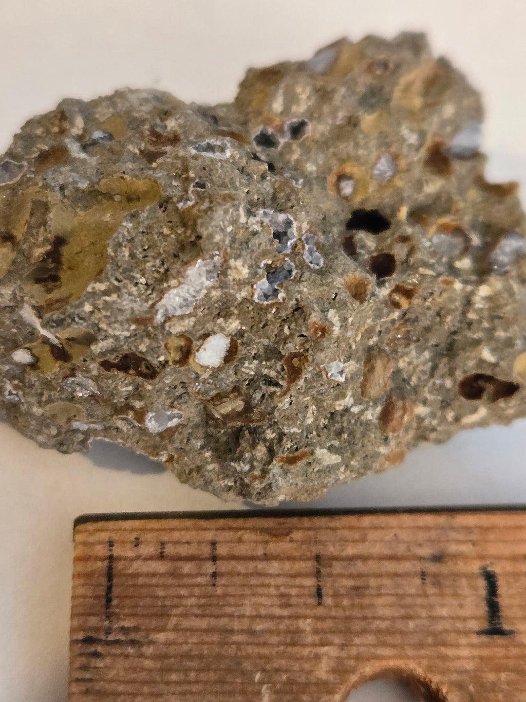 Cowlesite
