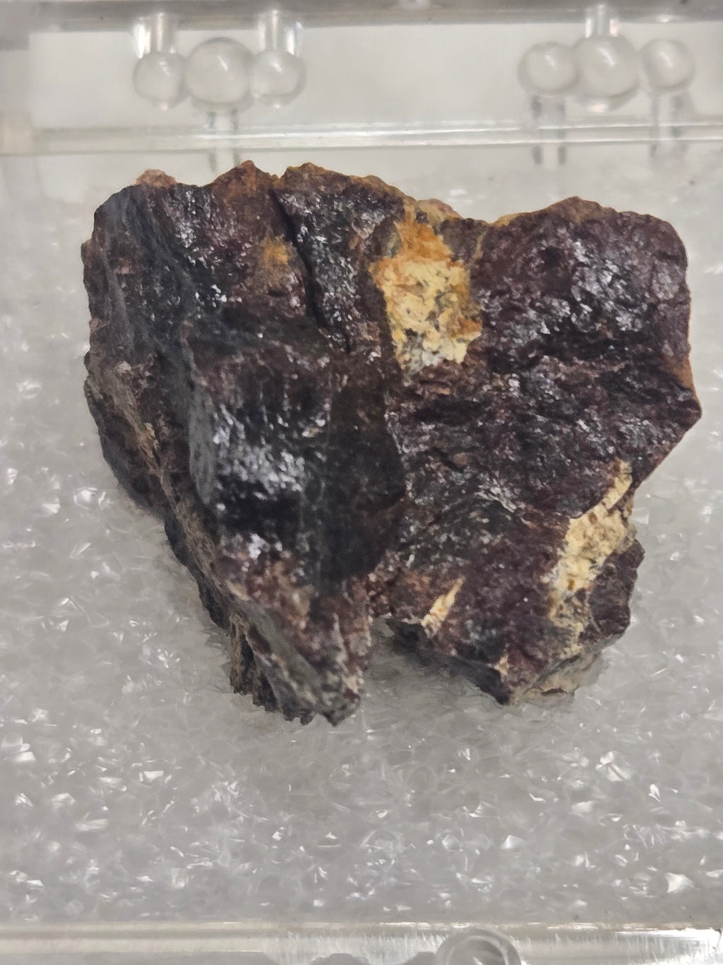 Samarskite