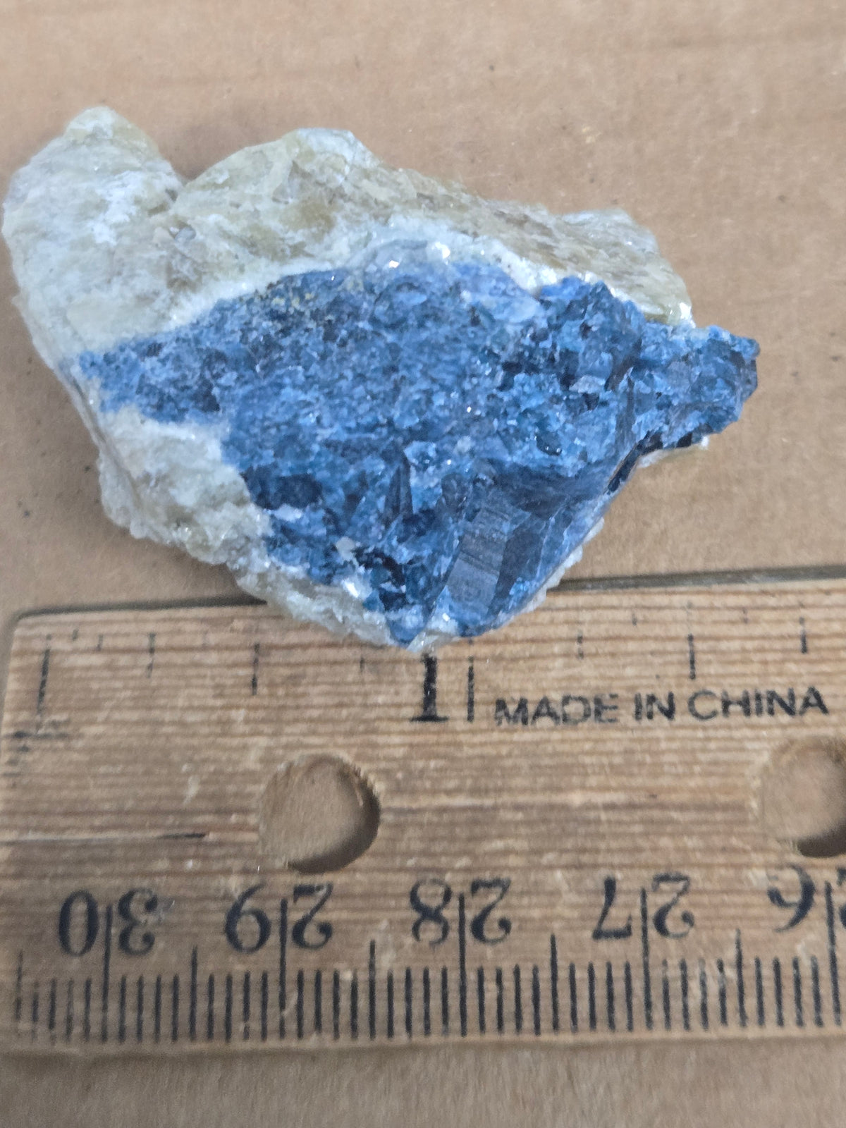 Blue spinel