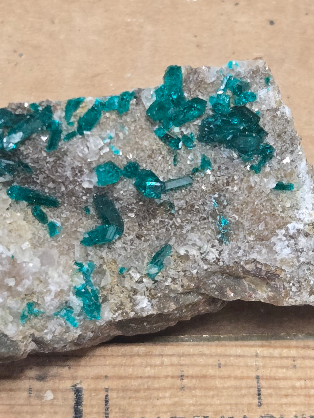 Dioptase specimen