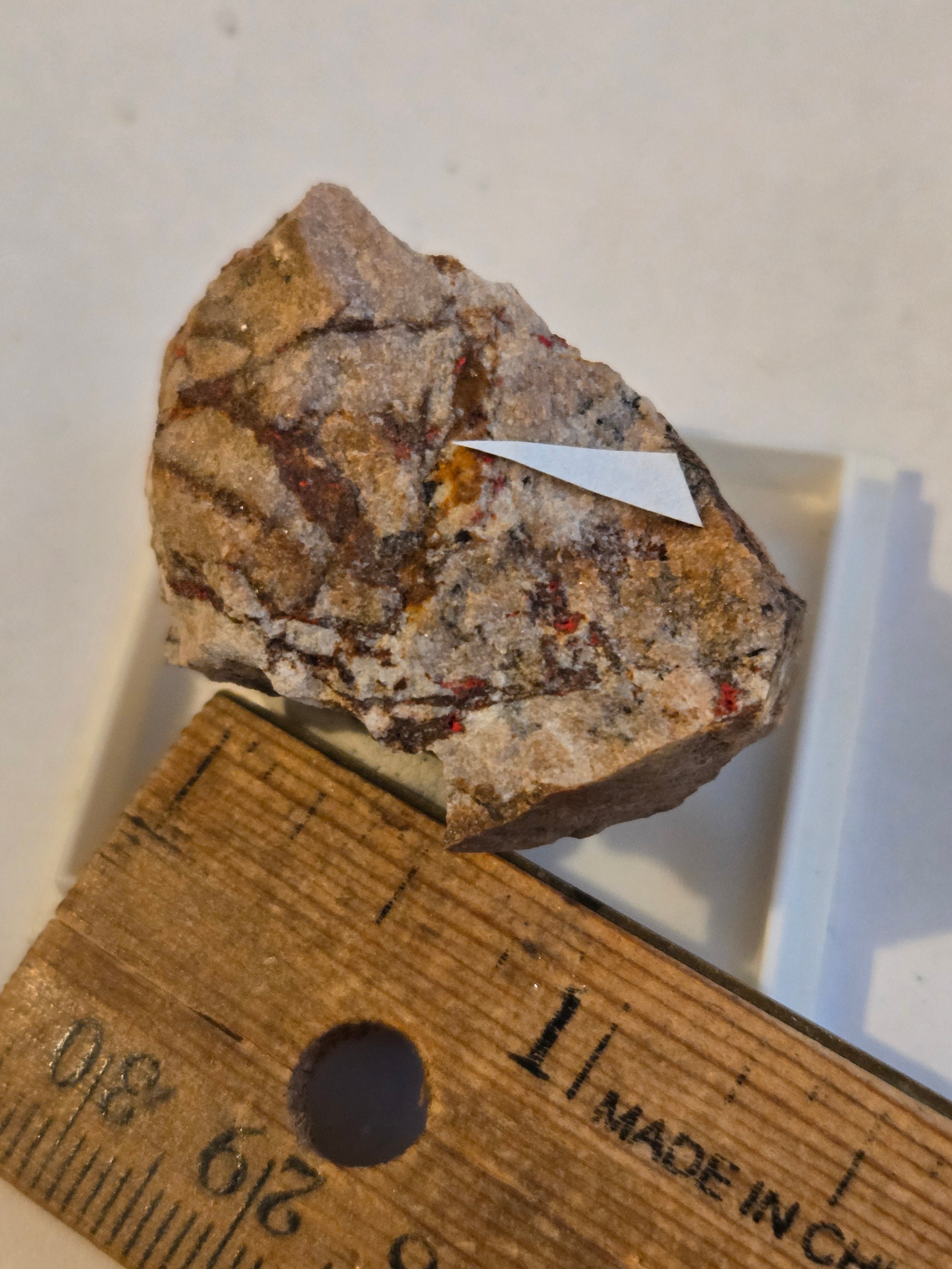 Corderoite w cinnabar