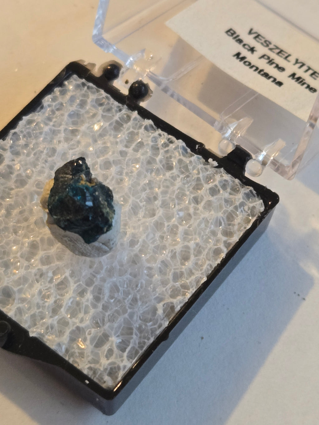 Veszelyite