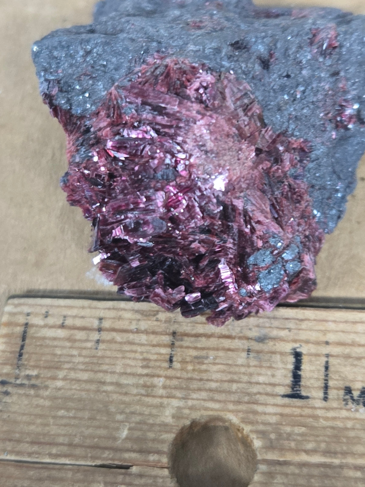 Erythrite