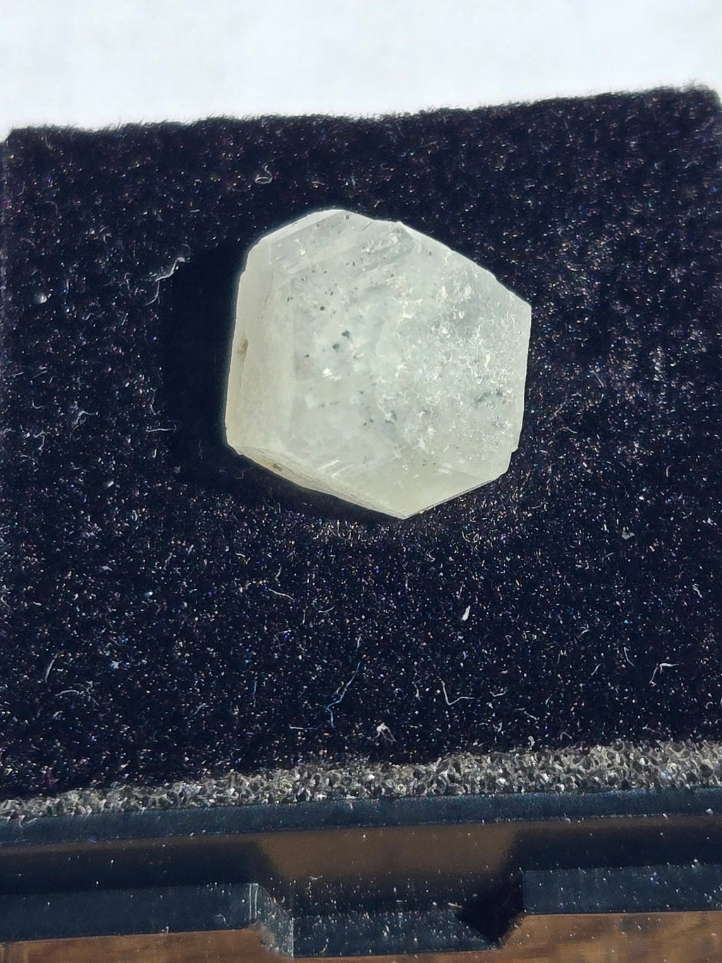 Colorado phenakite