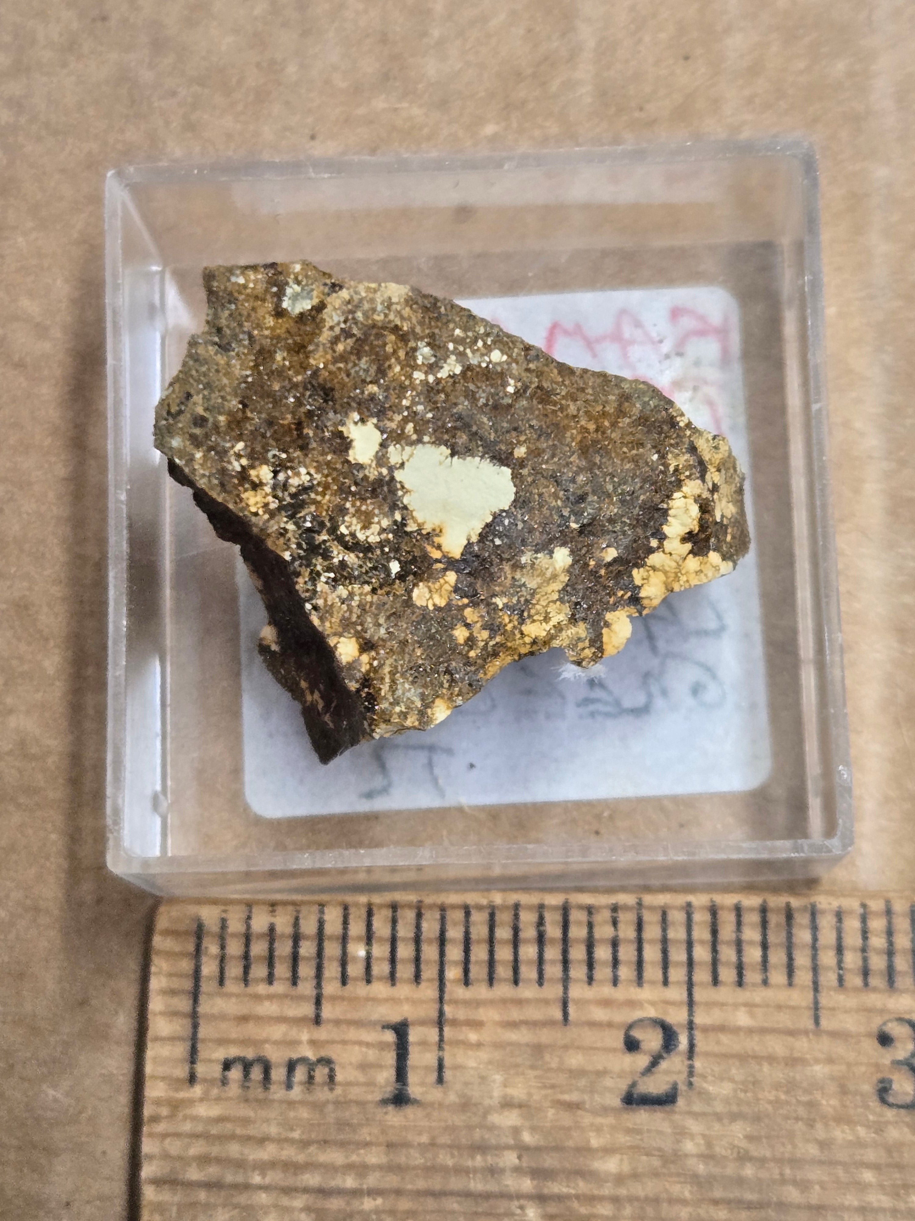 Kamarizaite
