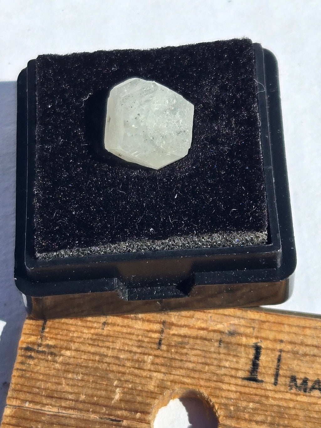 Colorado phenakite