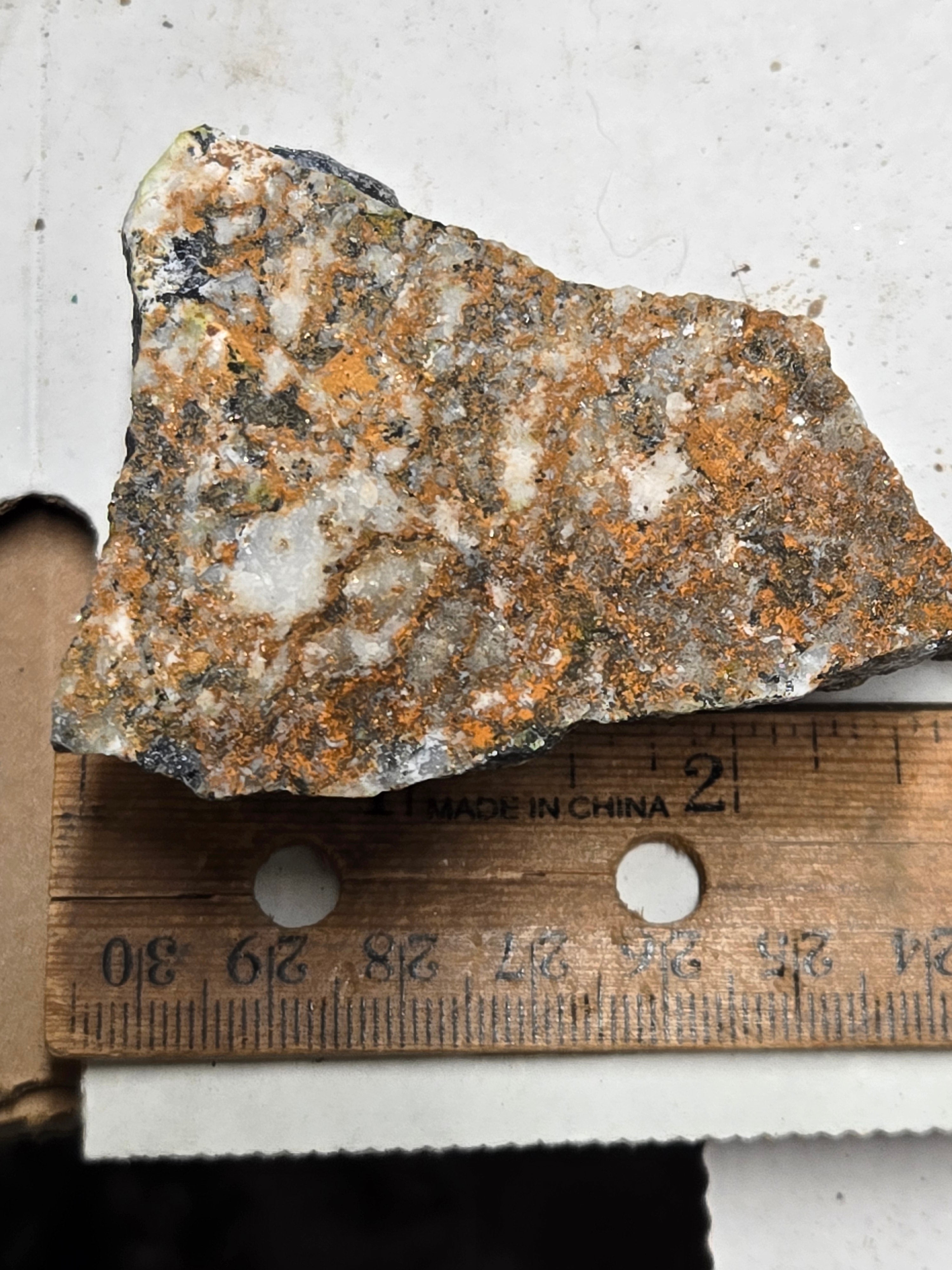 Pyroaurite