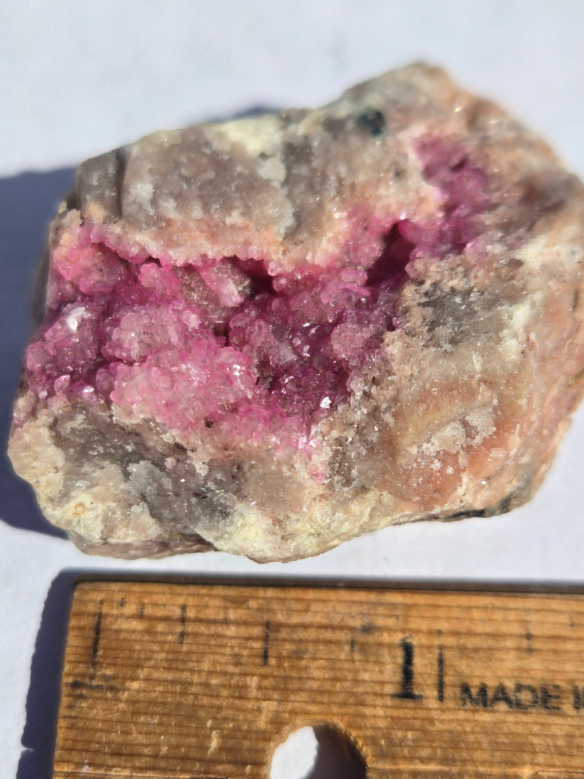 Calcite var cobaltian cobaltocalcite