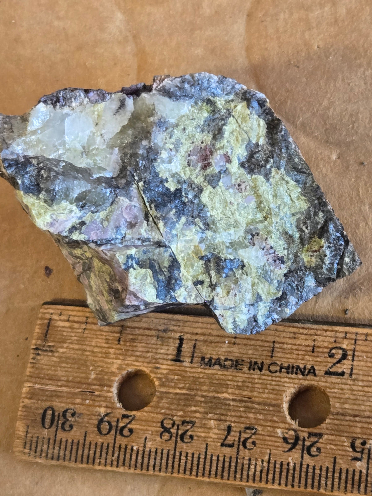 Carpholite