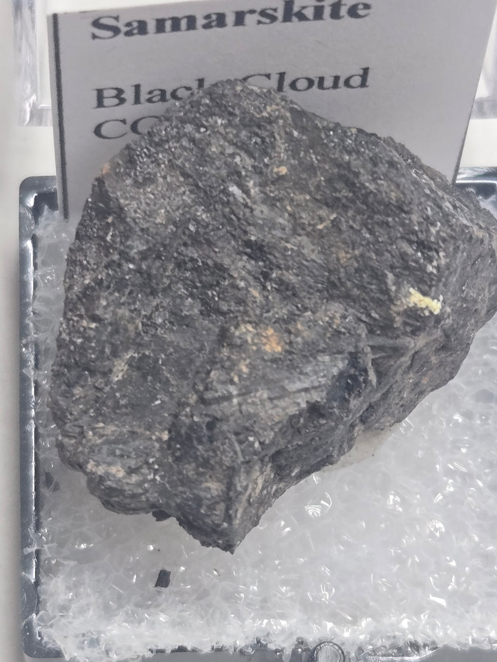 Samarskite