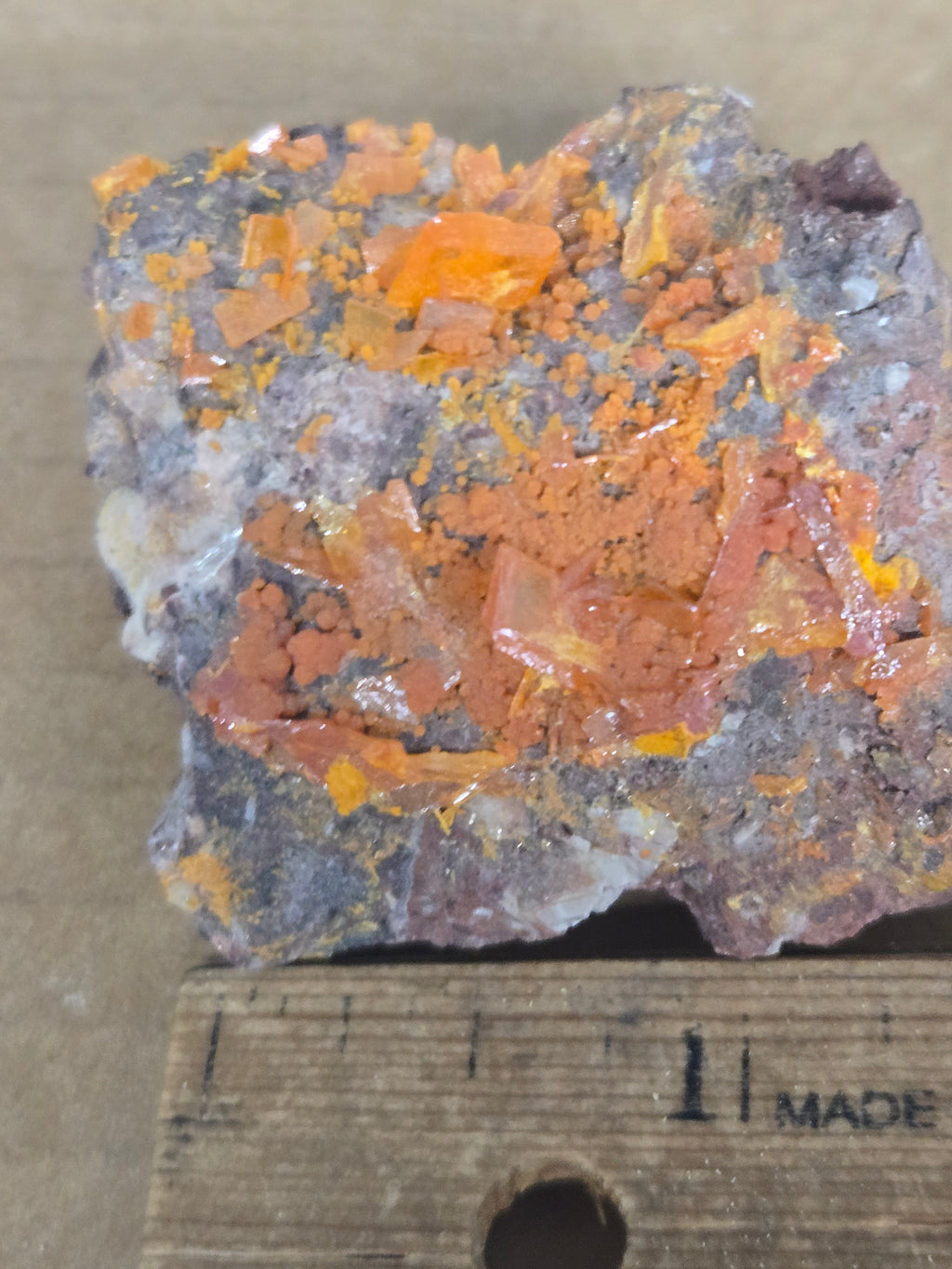 Wulfenite with mimetite