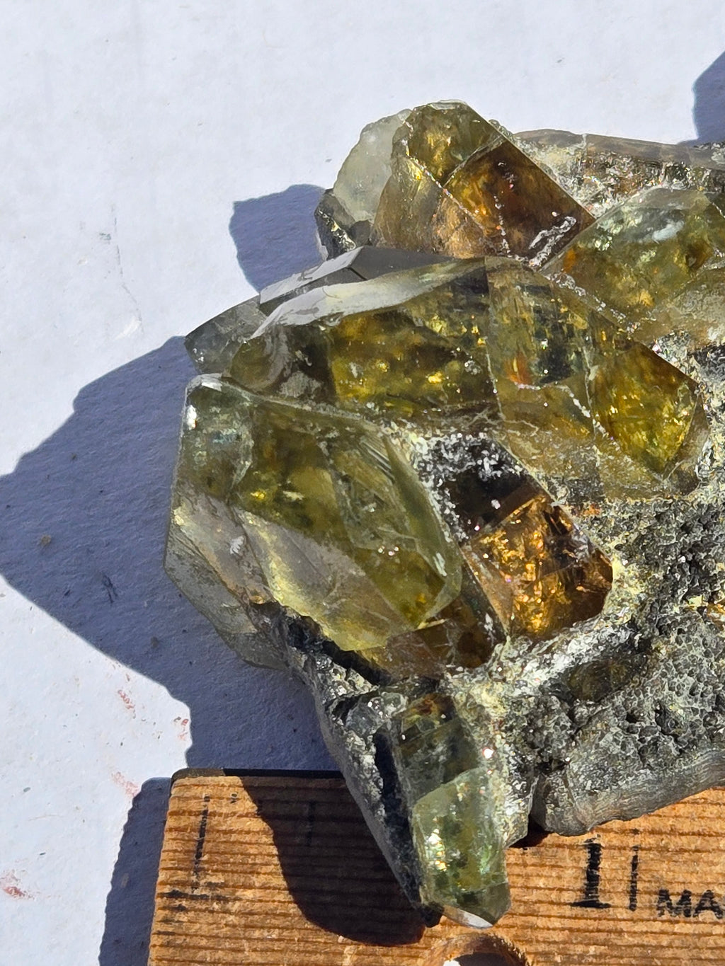 Apatite specimen