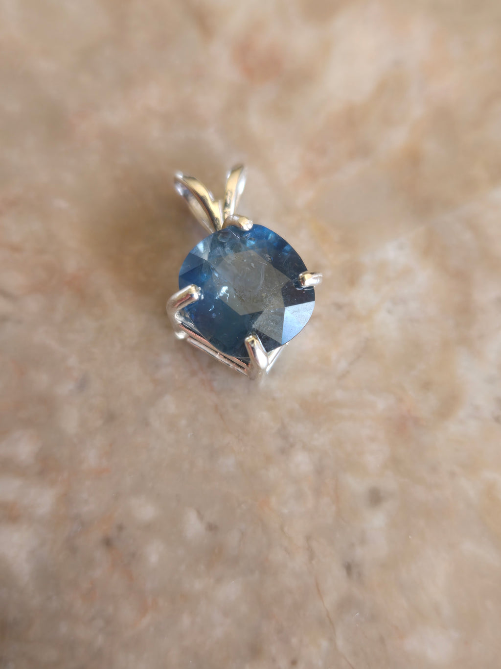 Sapphire cushion pendant