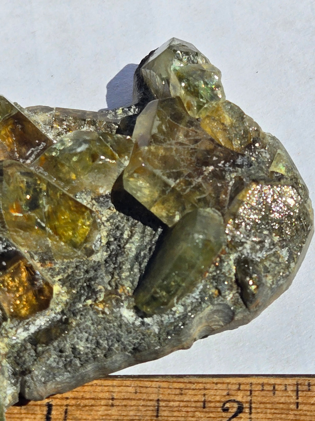 Apatite specimen