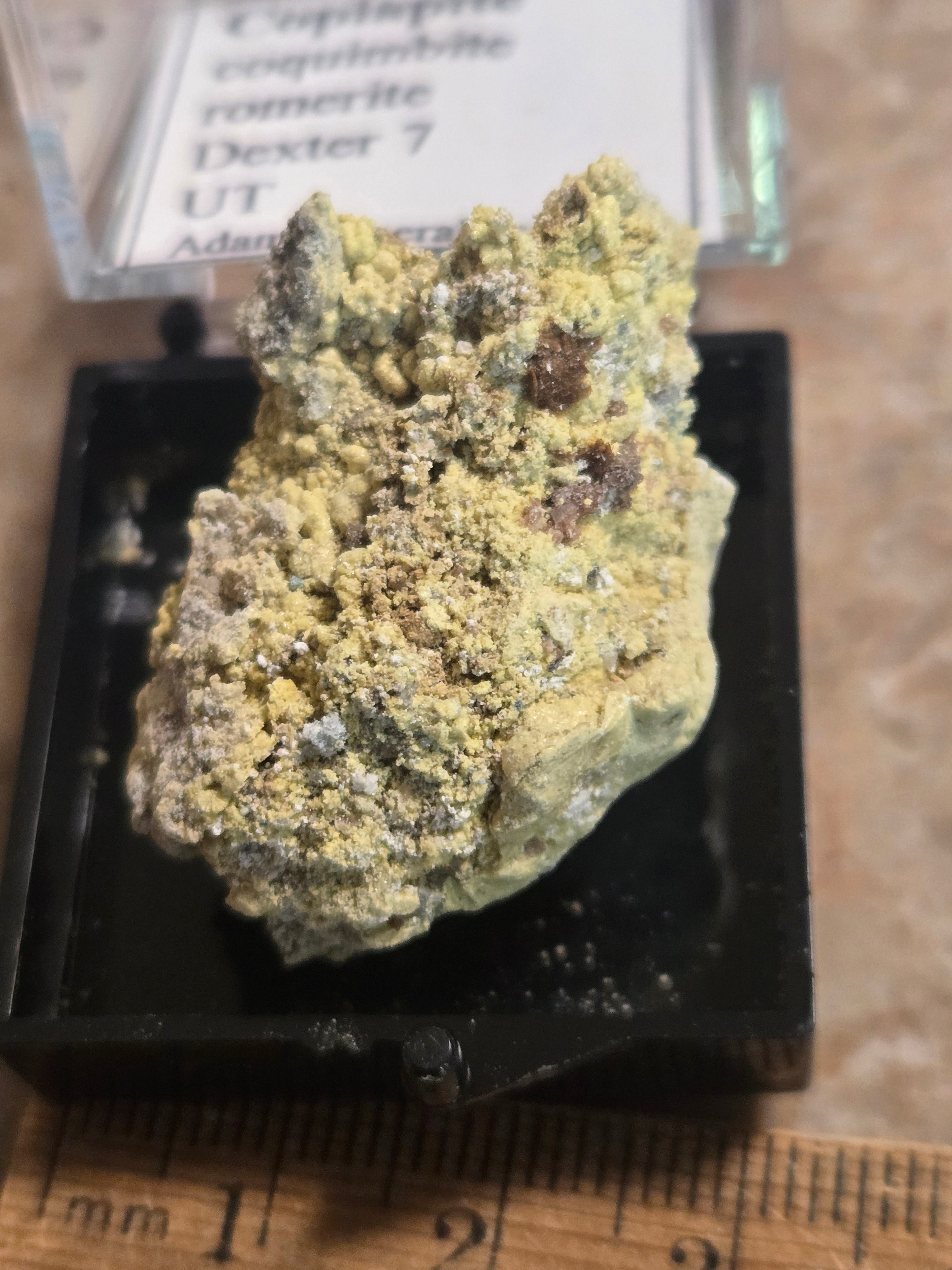 Copiapite coquimbite romerite