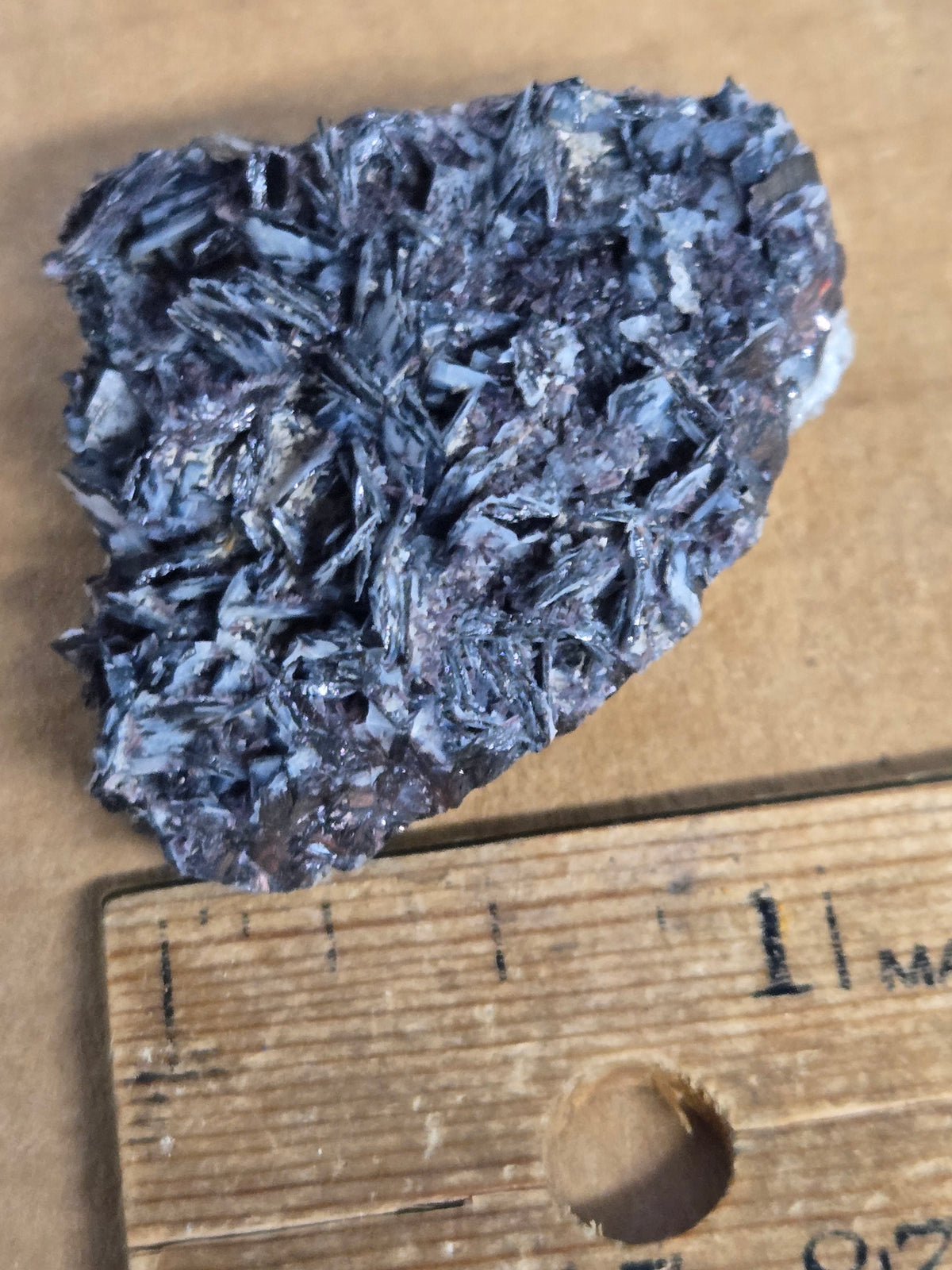 Hubnerite