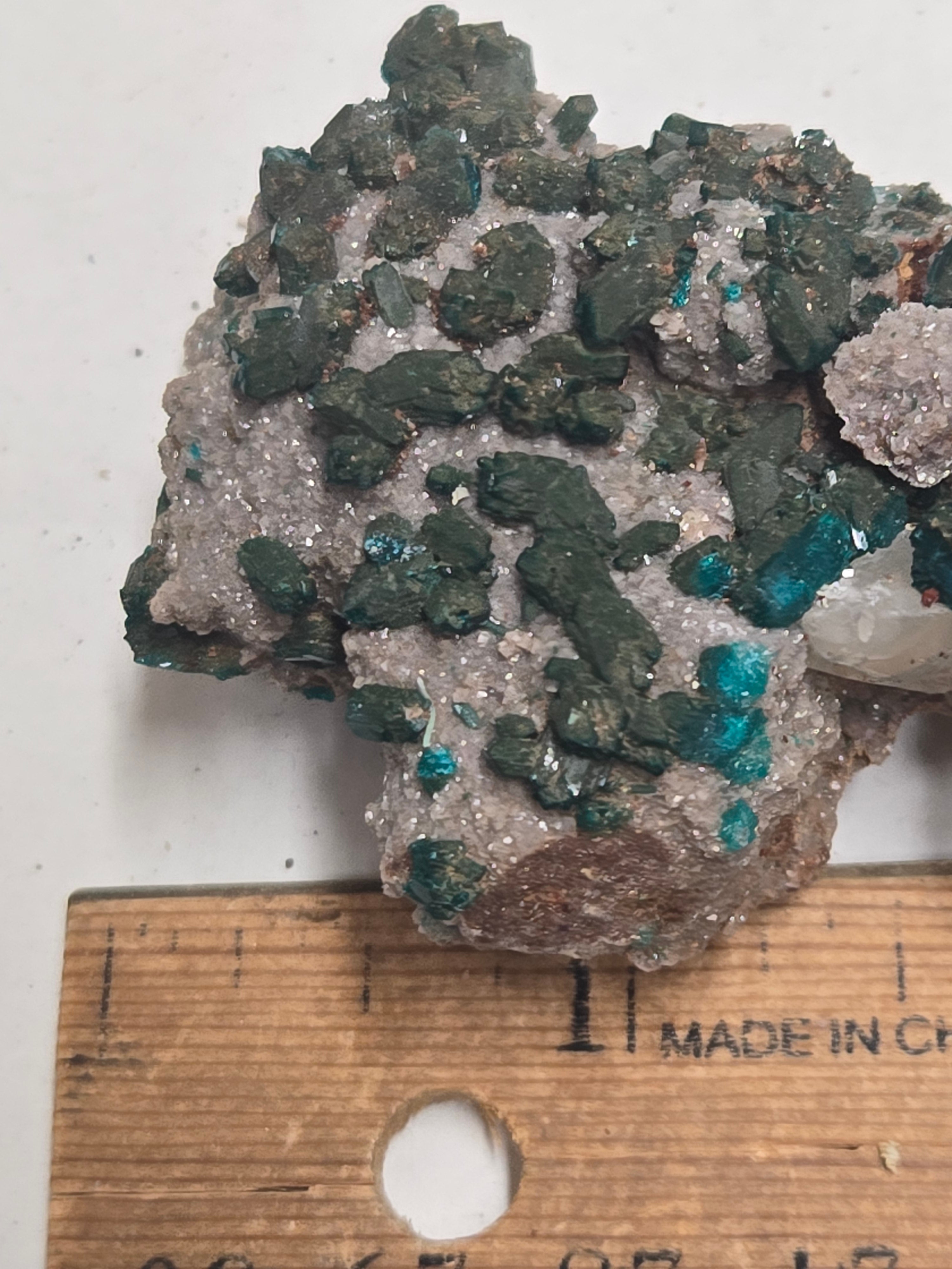 Dioptase specimen
