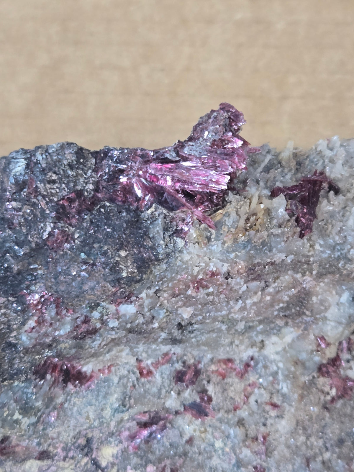 Erythrite