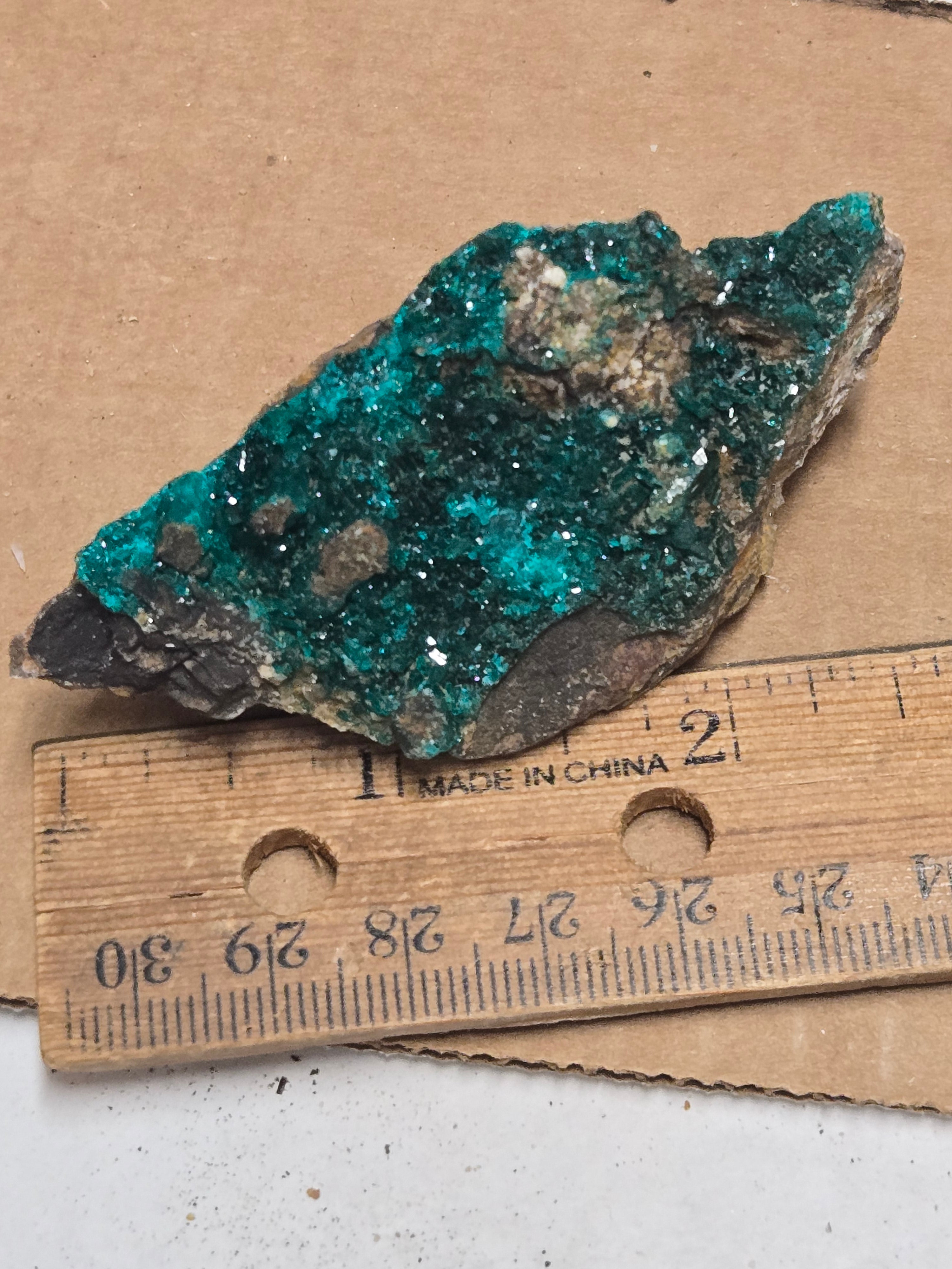 Dioptase specimen