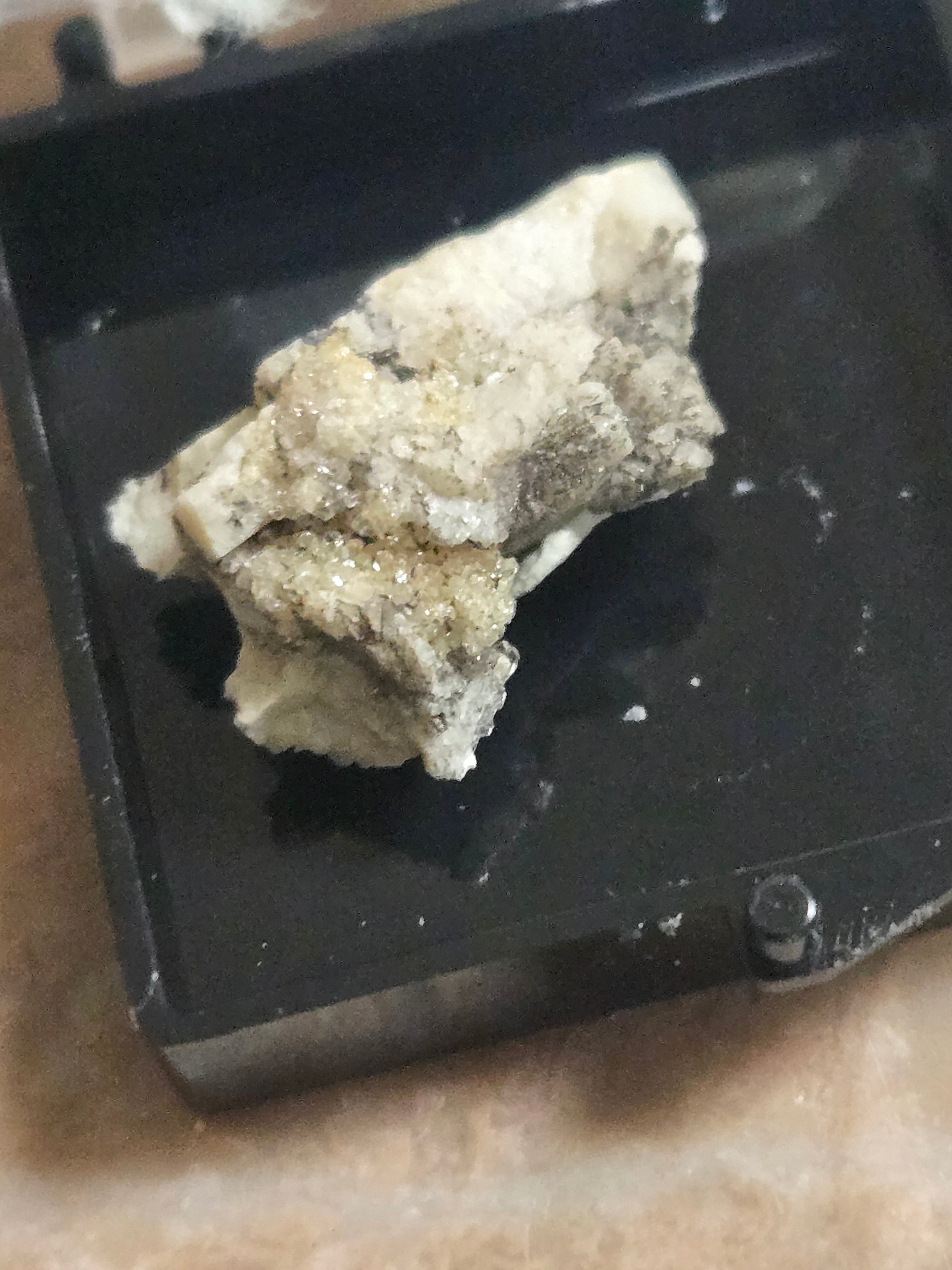 Hydroxylherderite