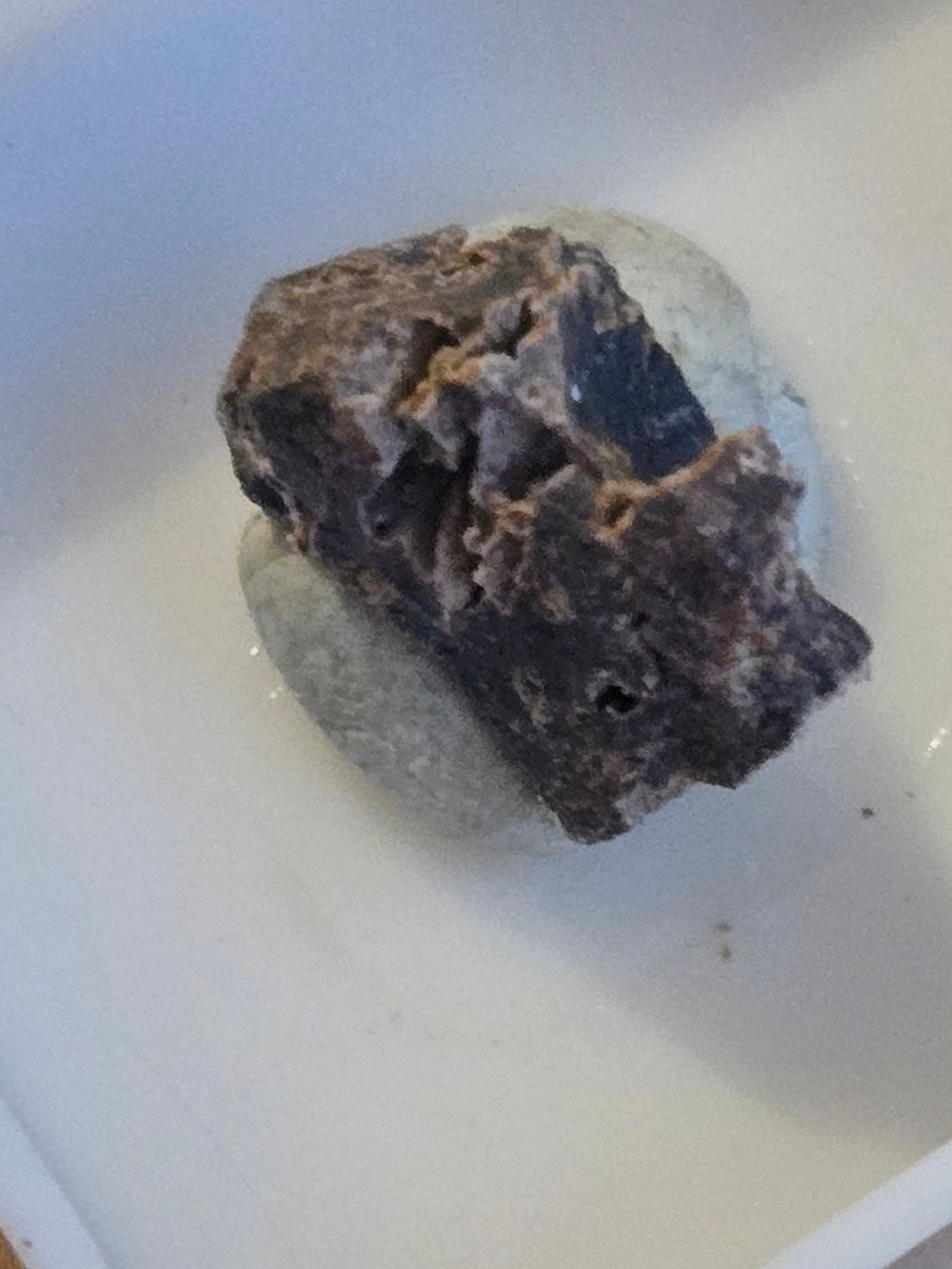 Chayesite
