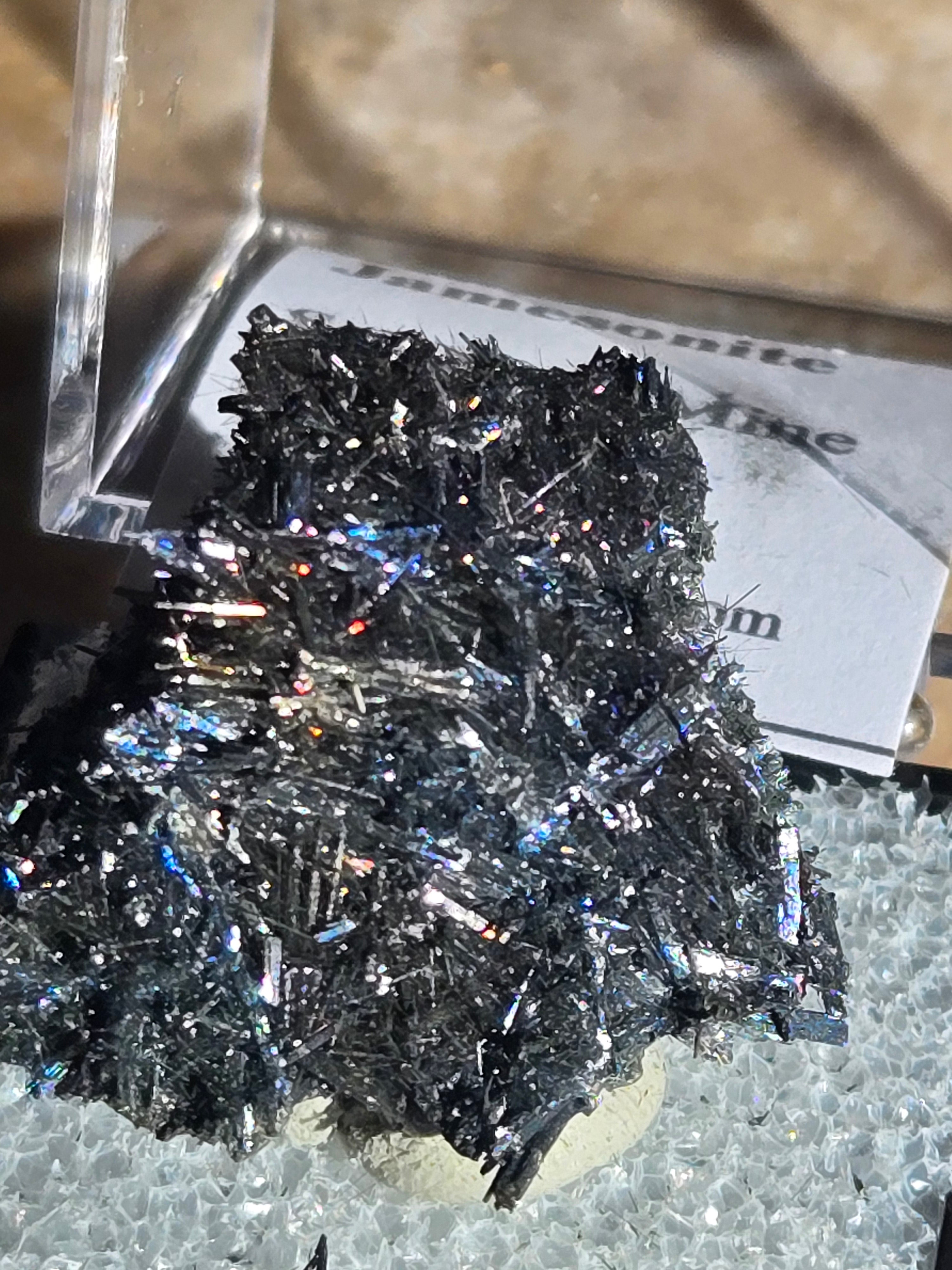Jamesonite crystals