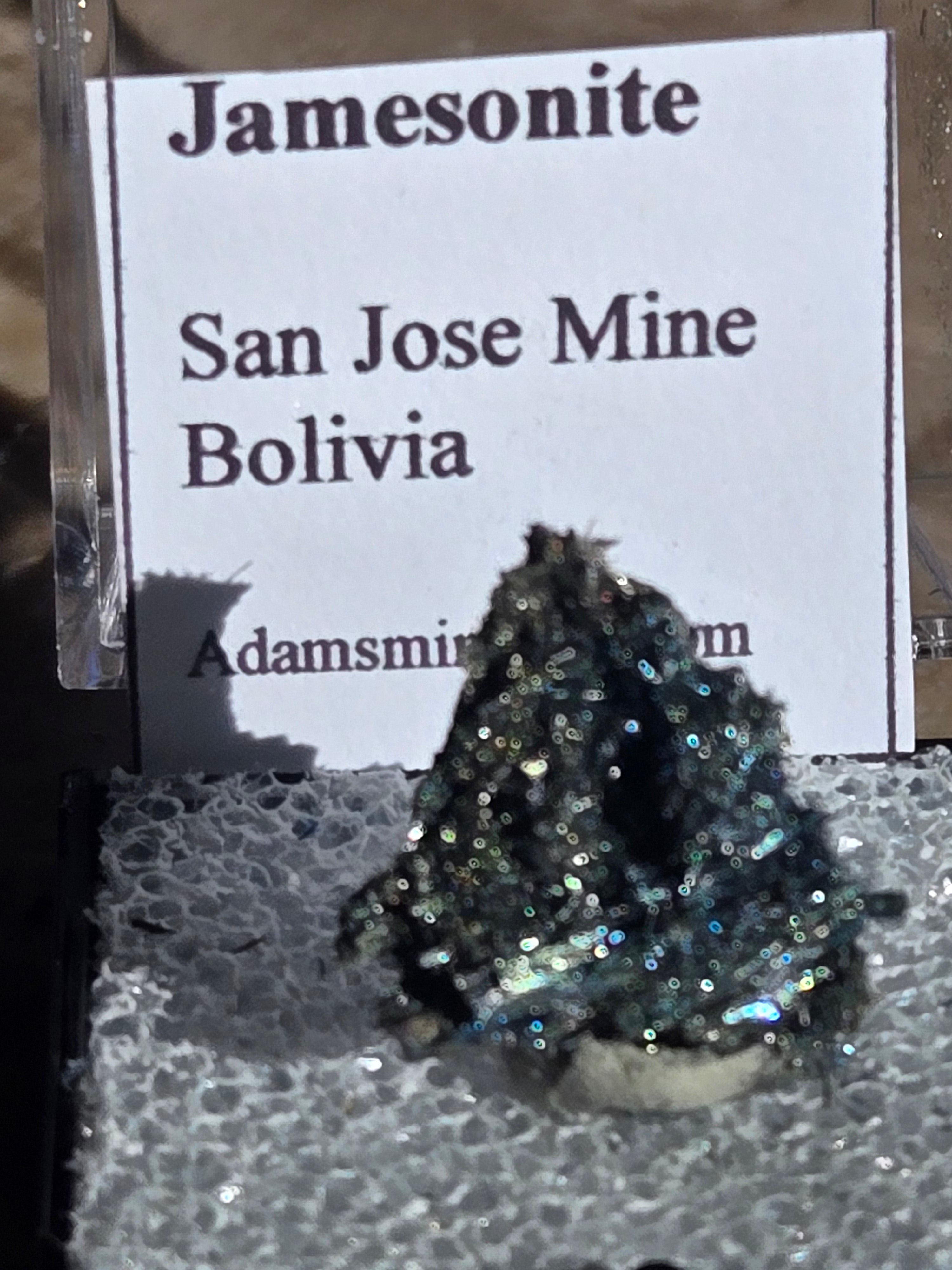 Jamesonite crystals