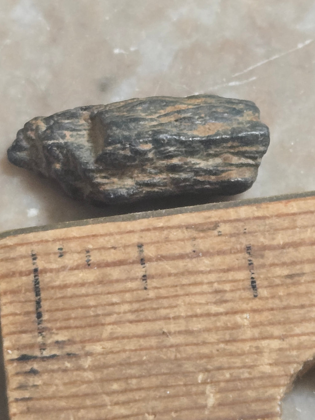 Fergusonite Y