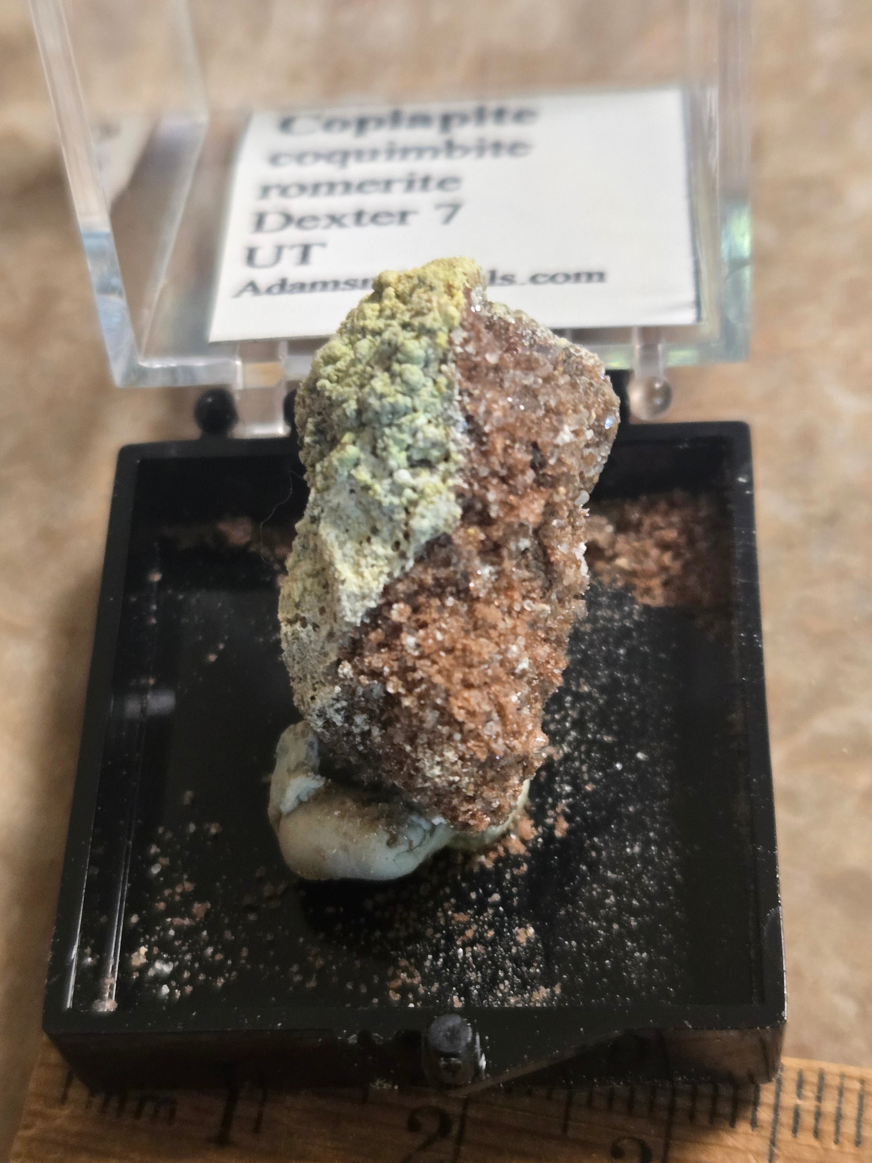 Copiapite coquimbite romerite