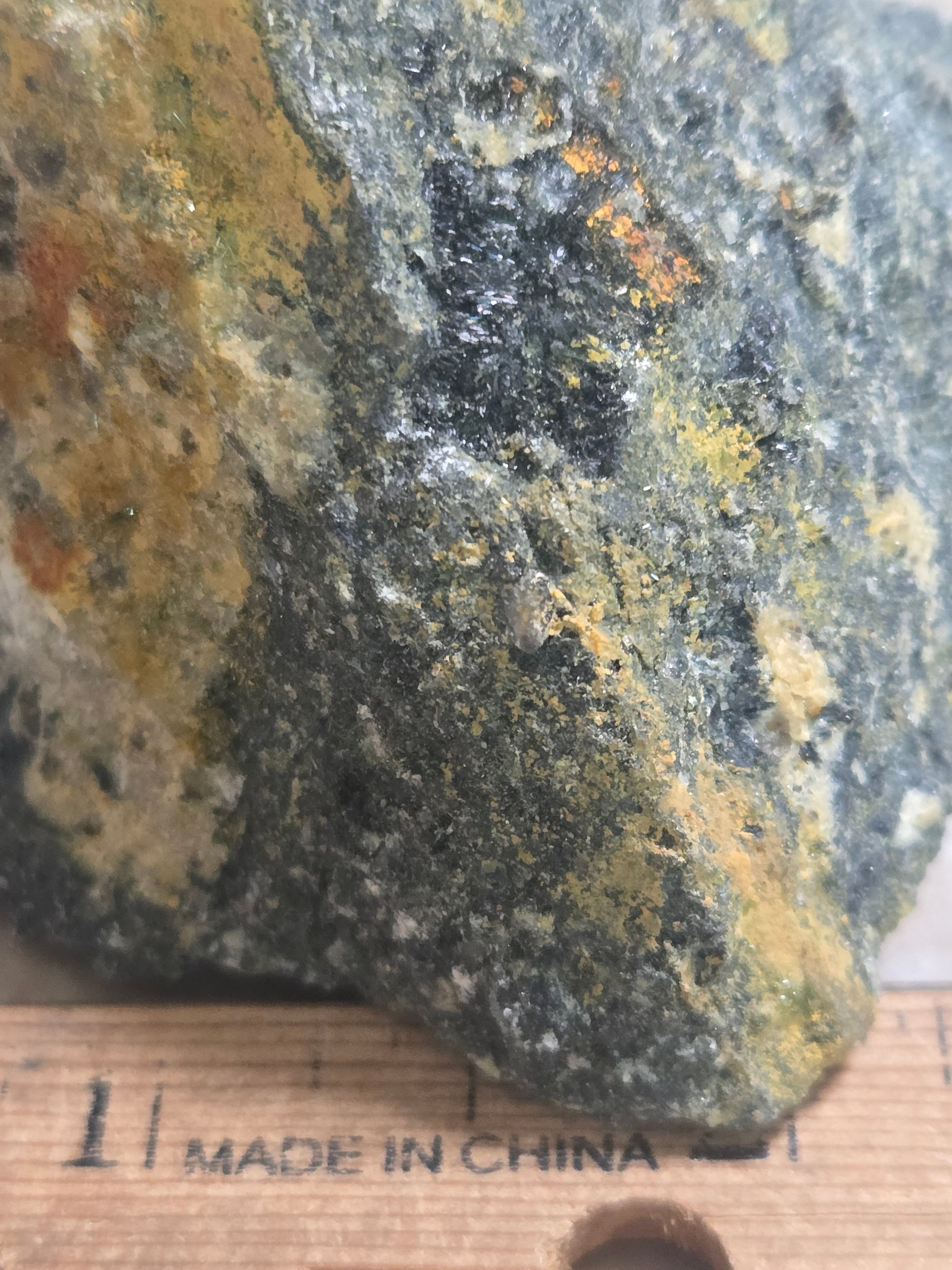 Olivenite specimen
