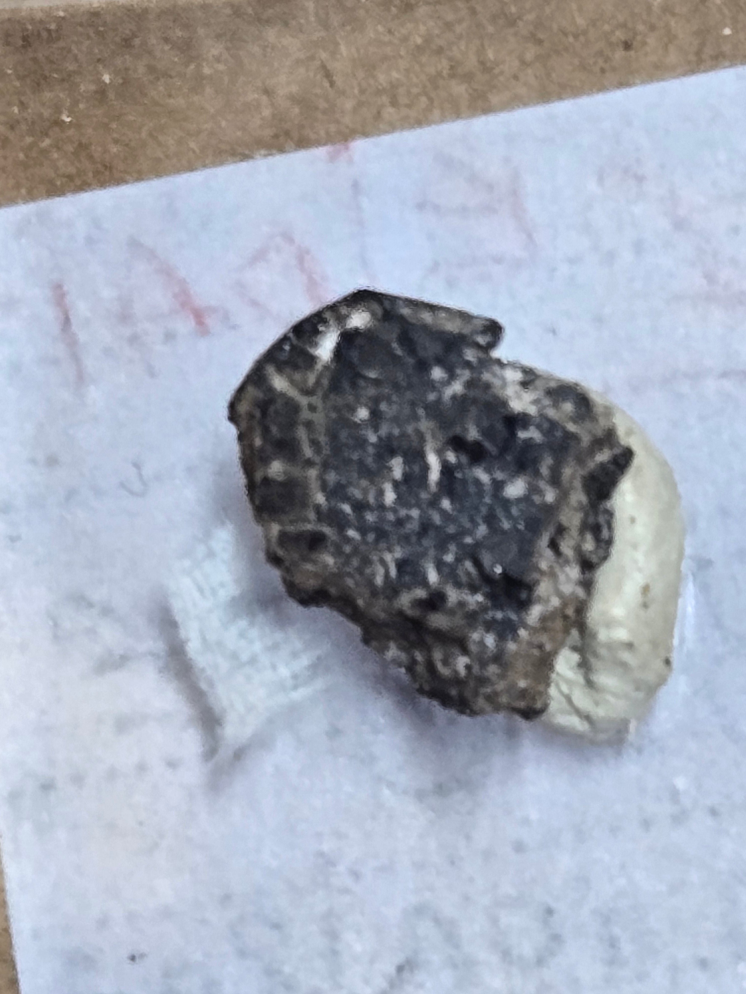 Almeidaite