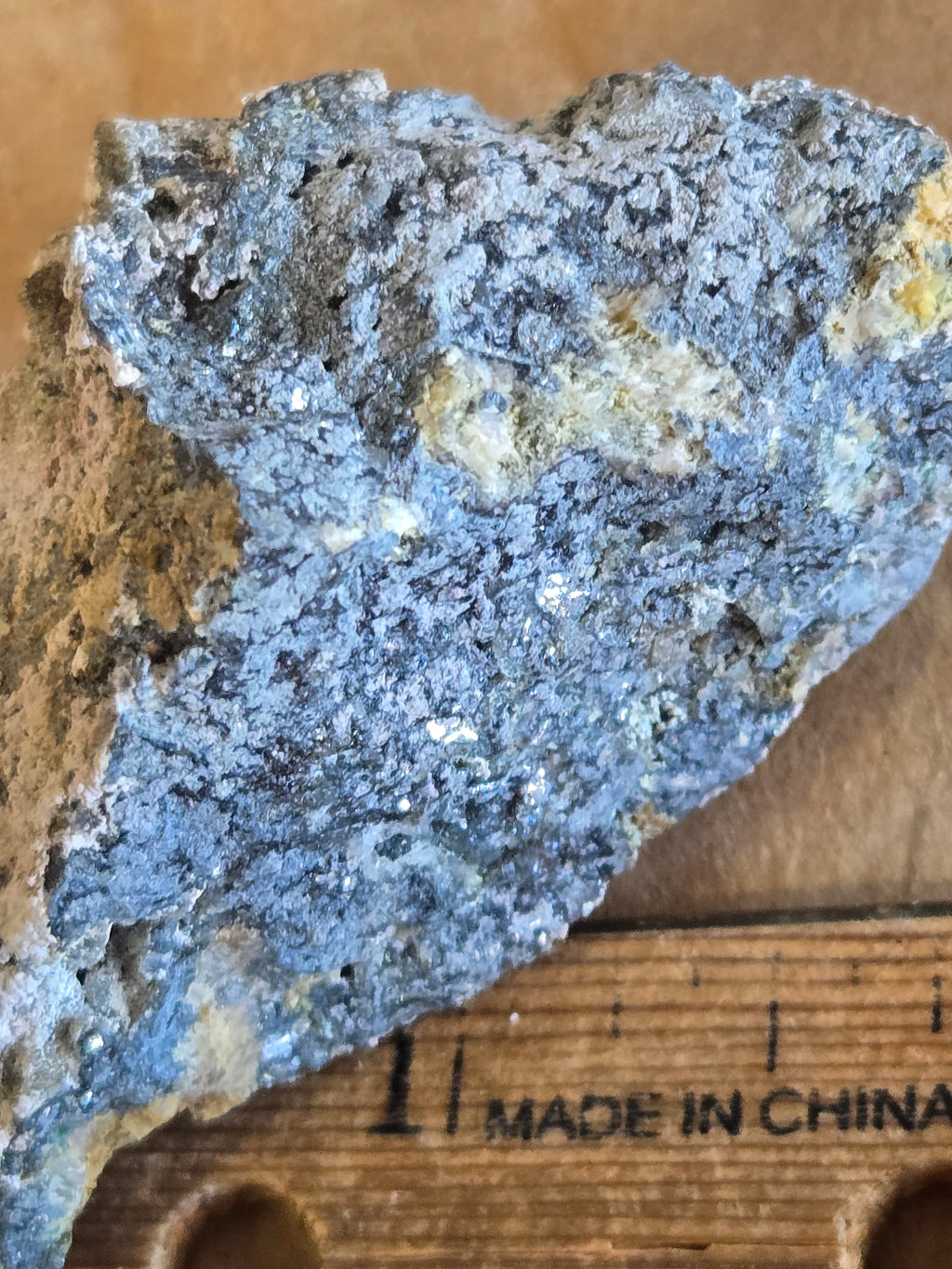 Native bismuth skutterudite erythrite