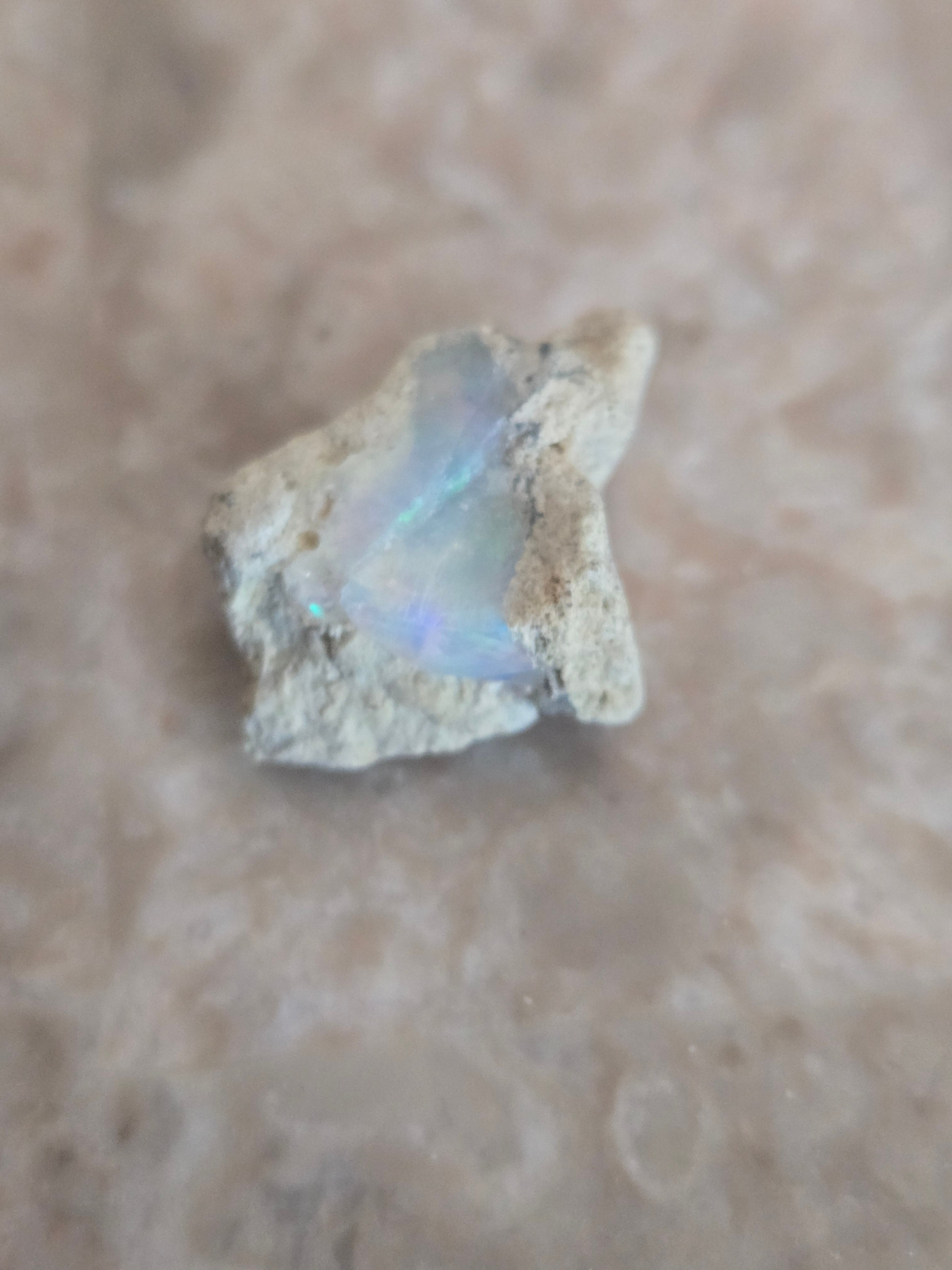 Welo opal rough