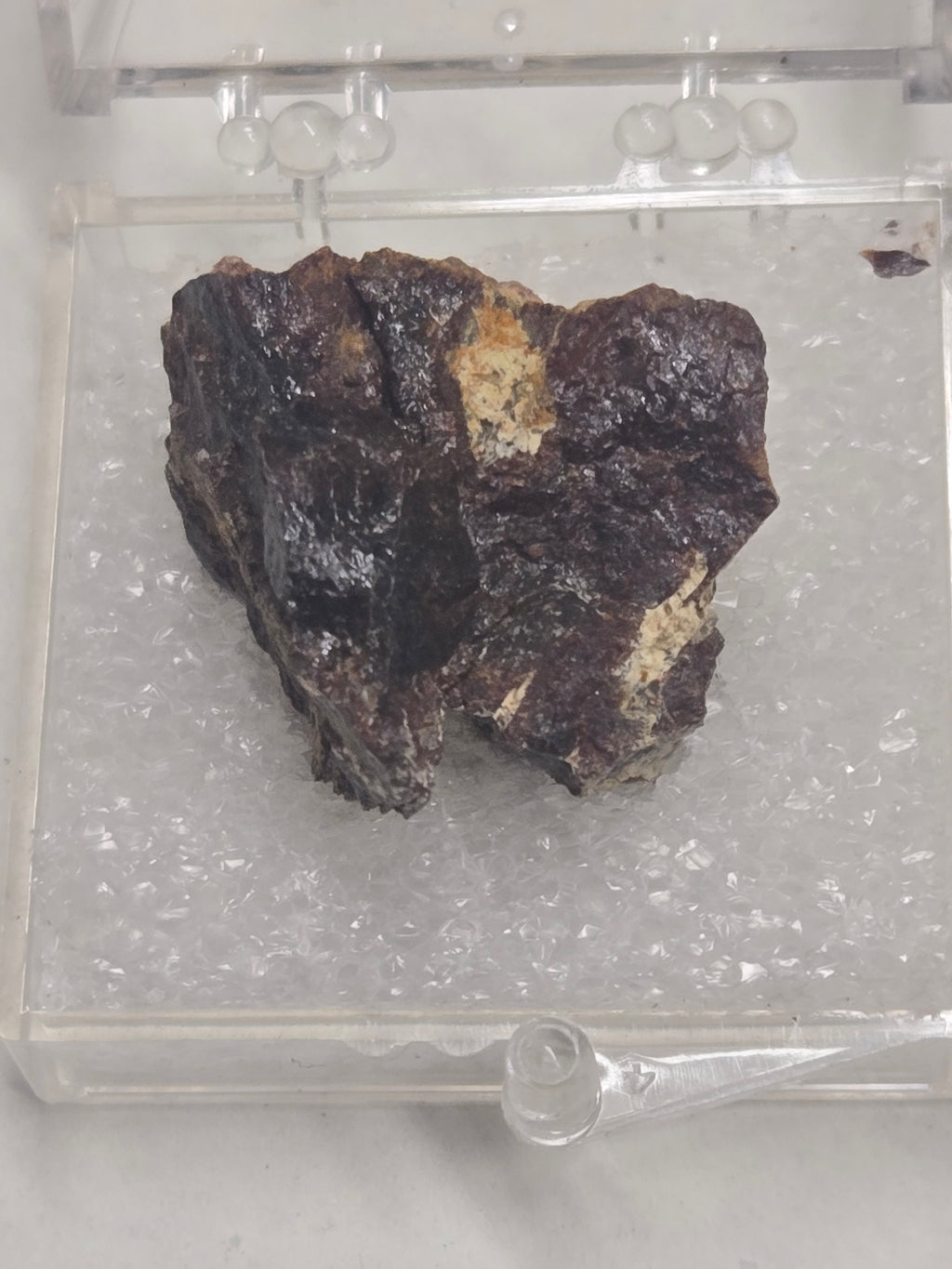 Samarskite