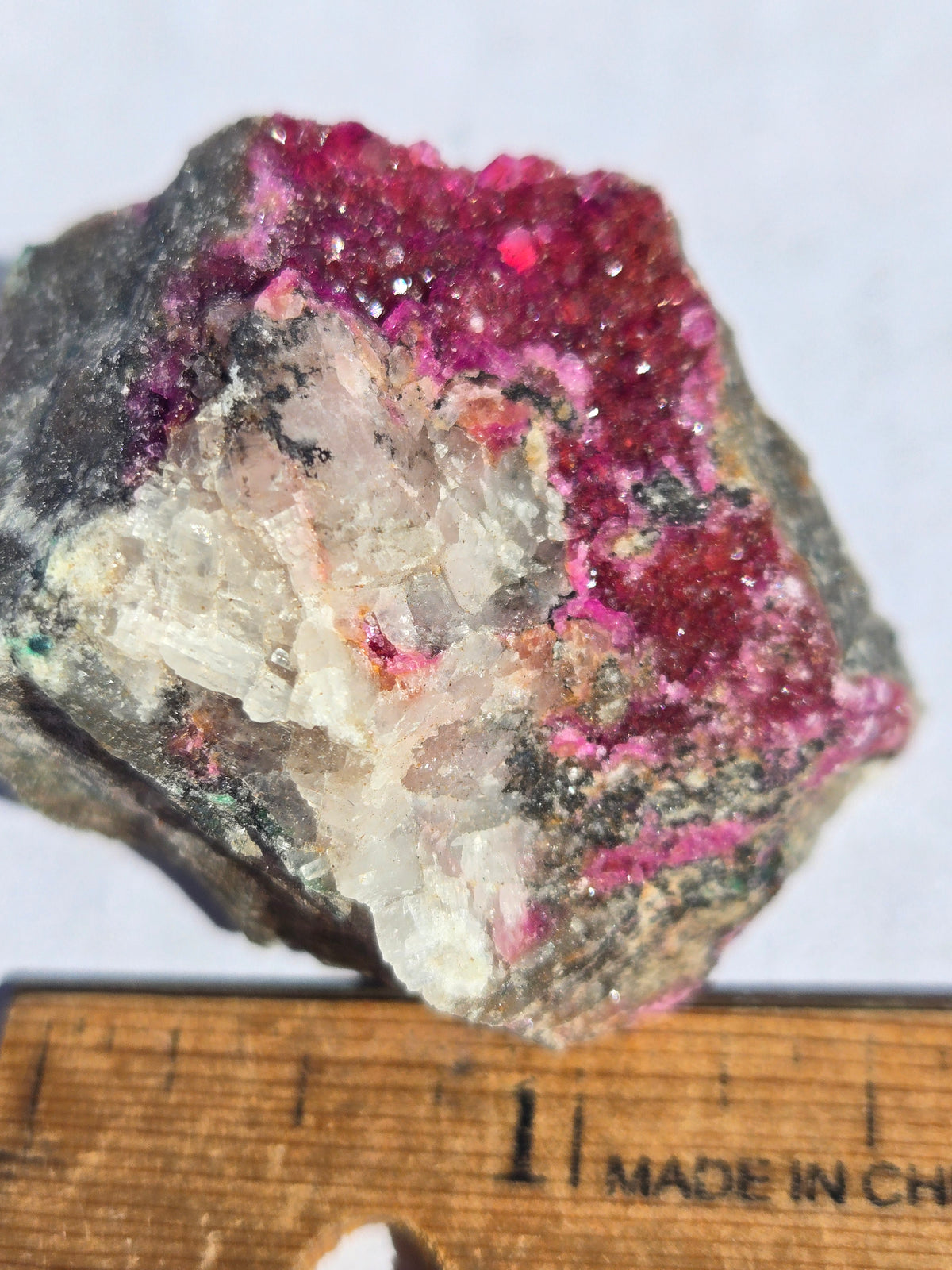 Calcite var cobaltian cobaltocalcite