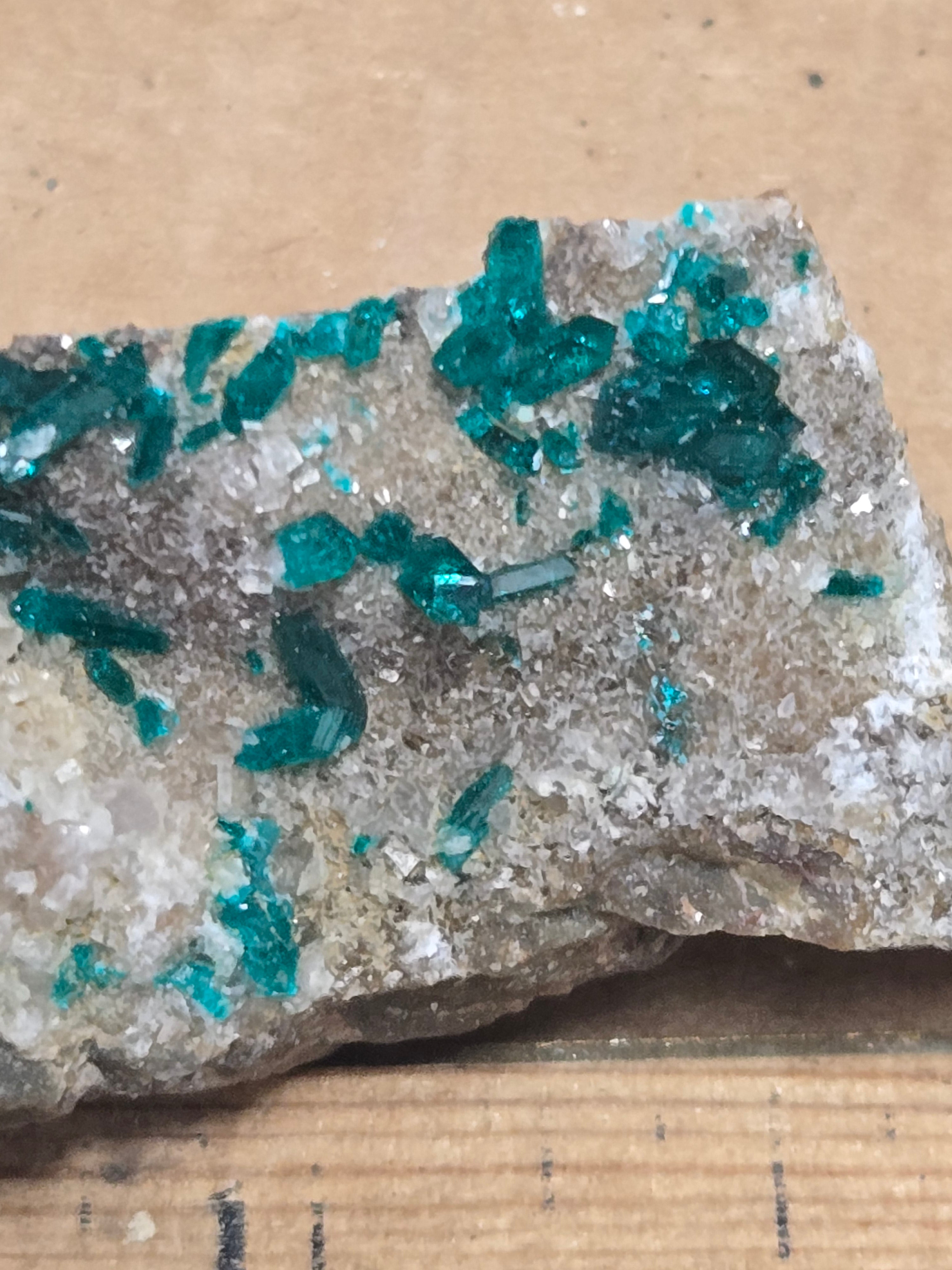 Dioptase specimen