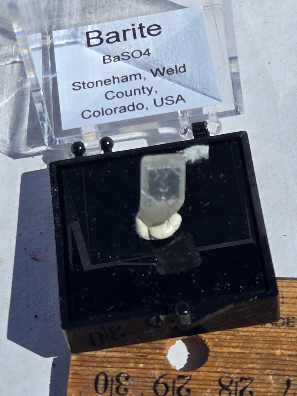 Blue barite