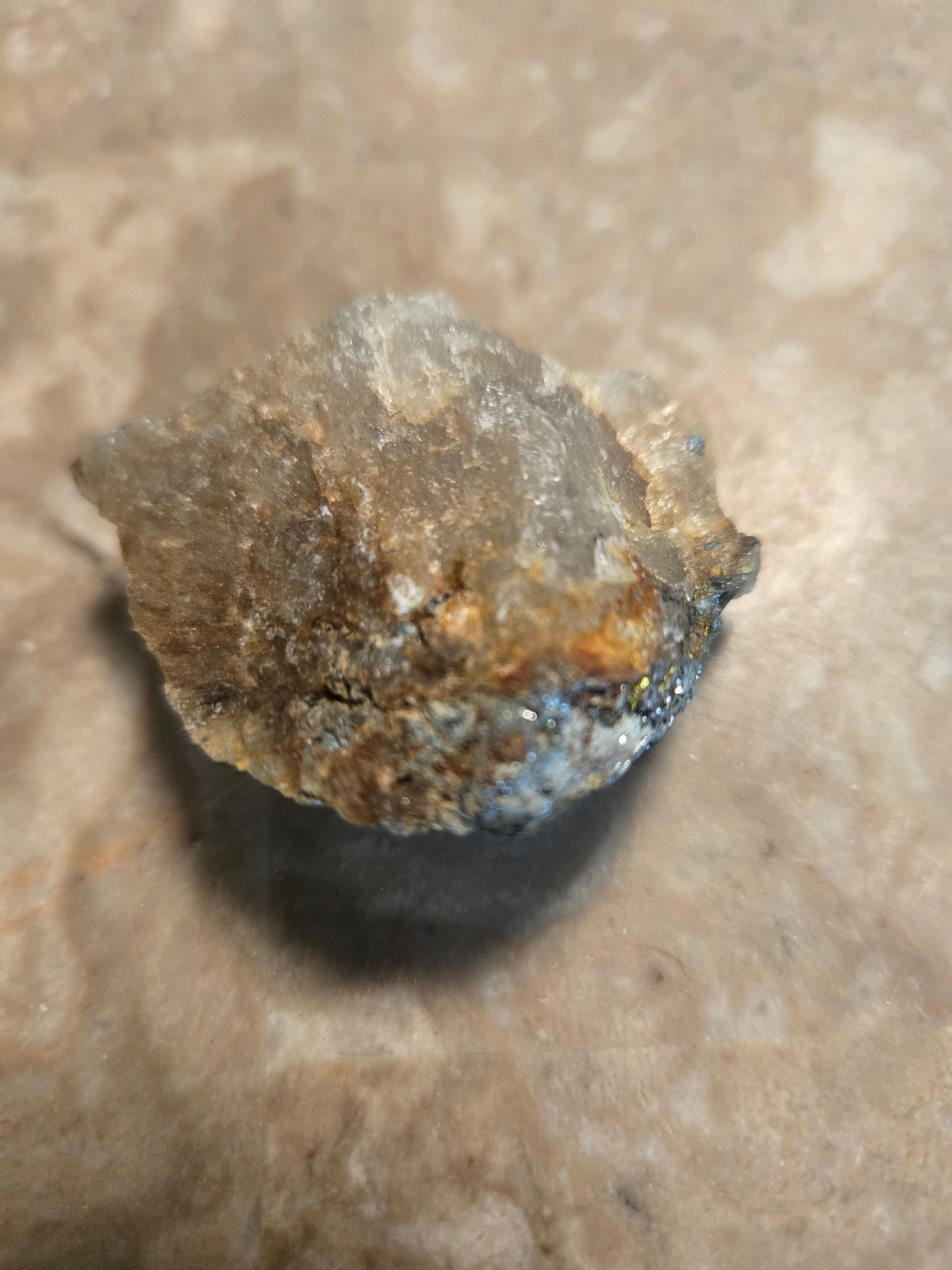 Aikinite gladite