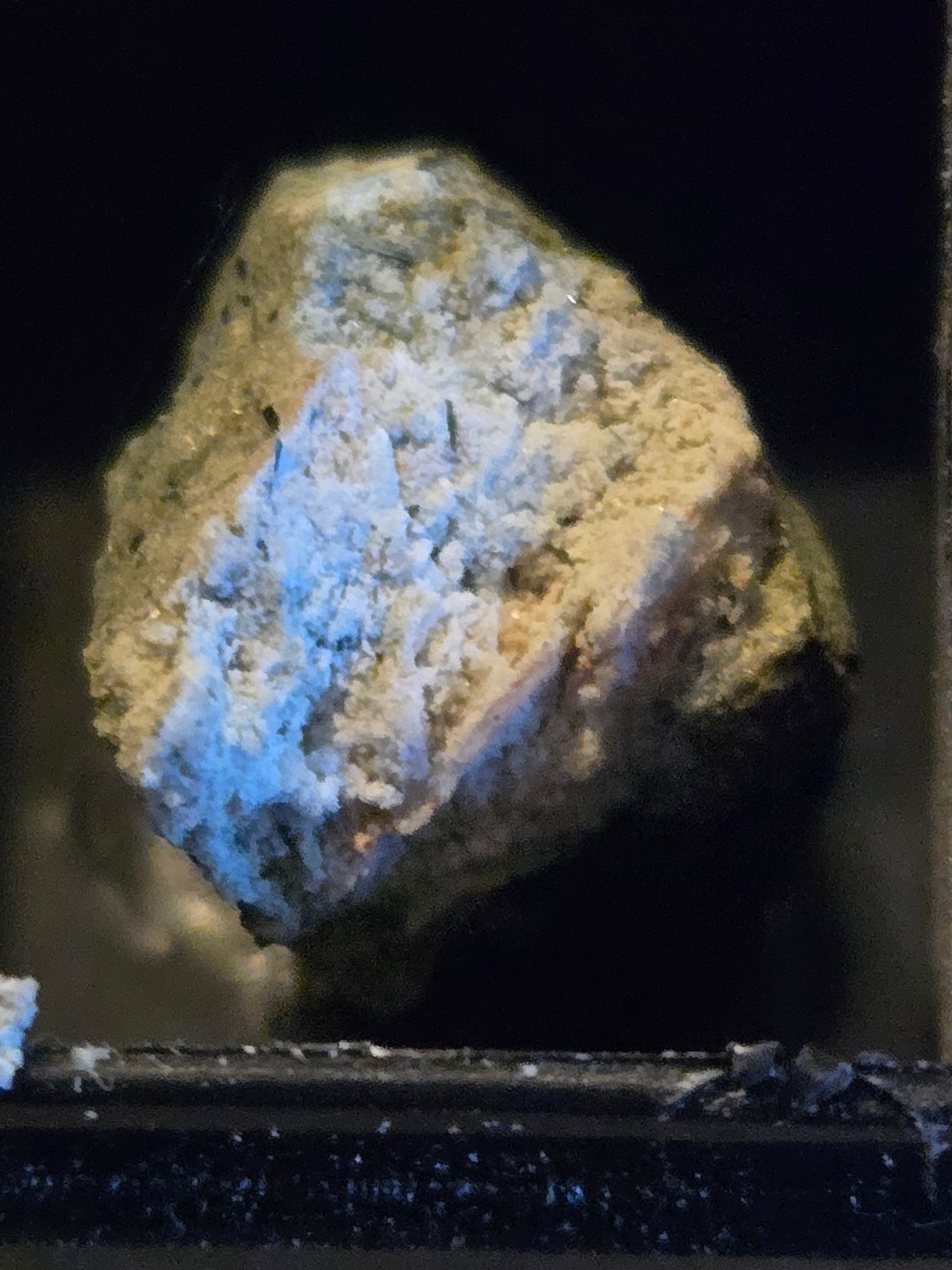 Raite Zorite specimen