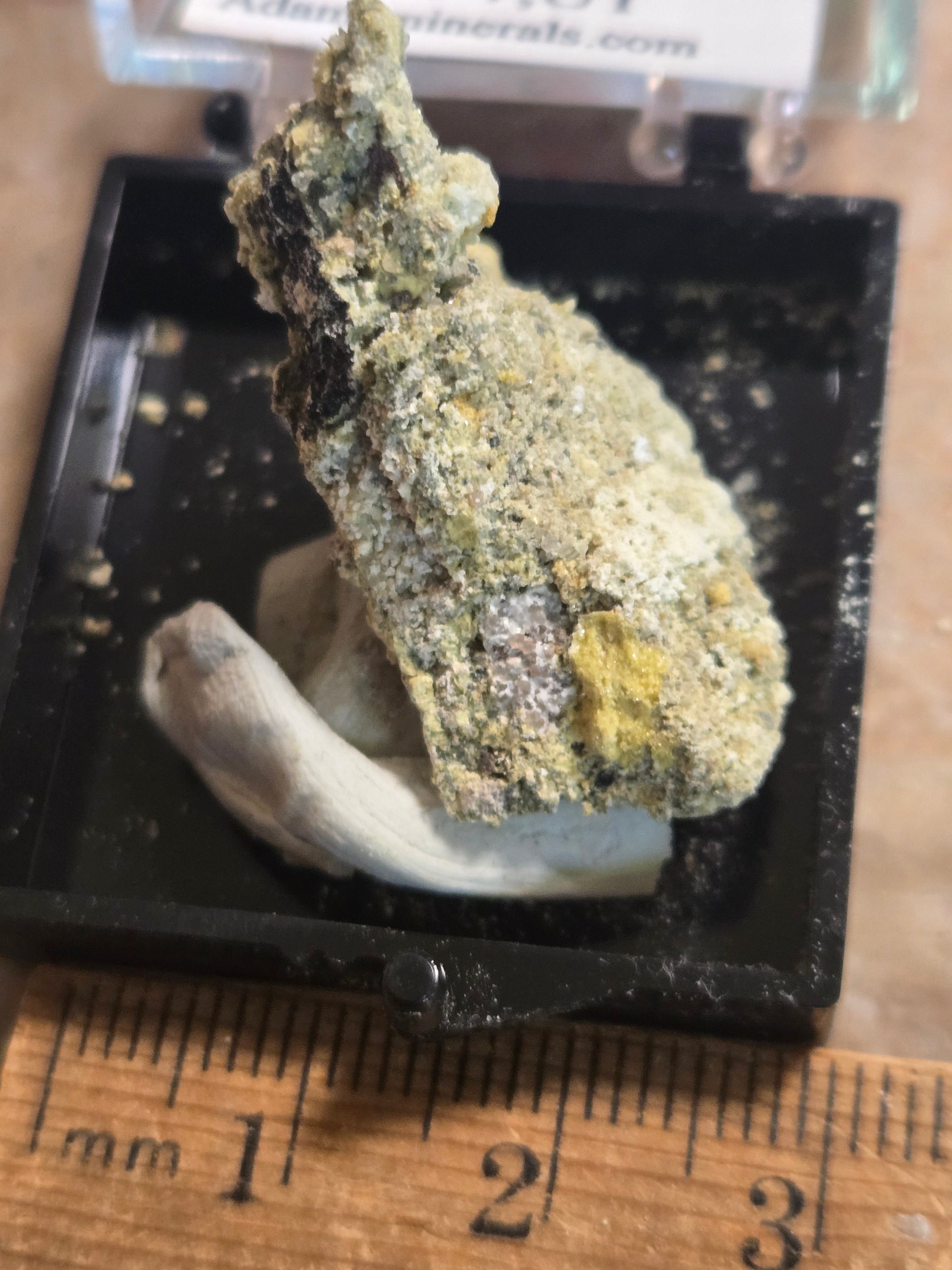 Copiapite coquimbite romerite