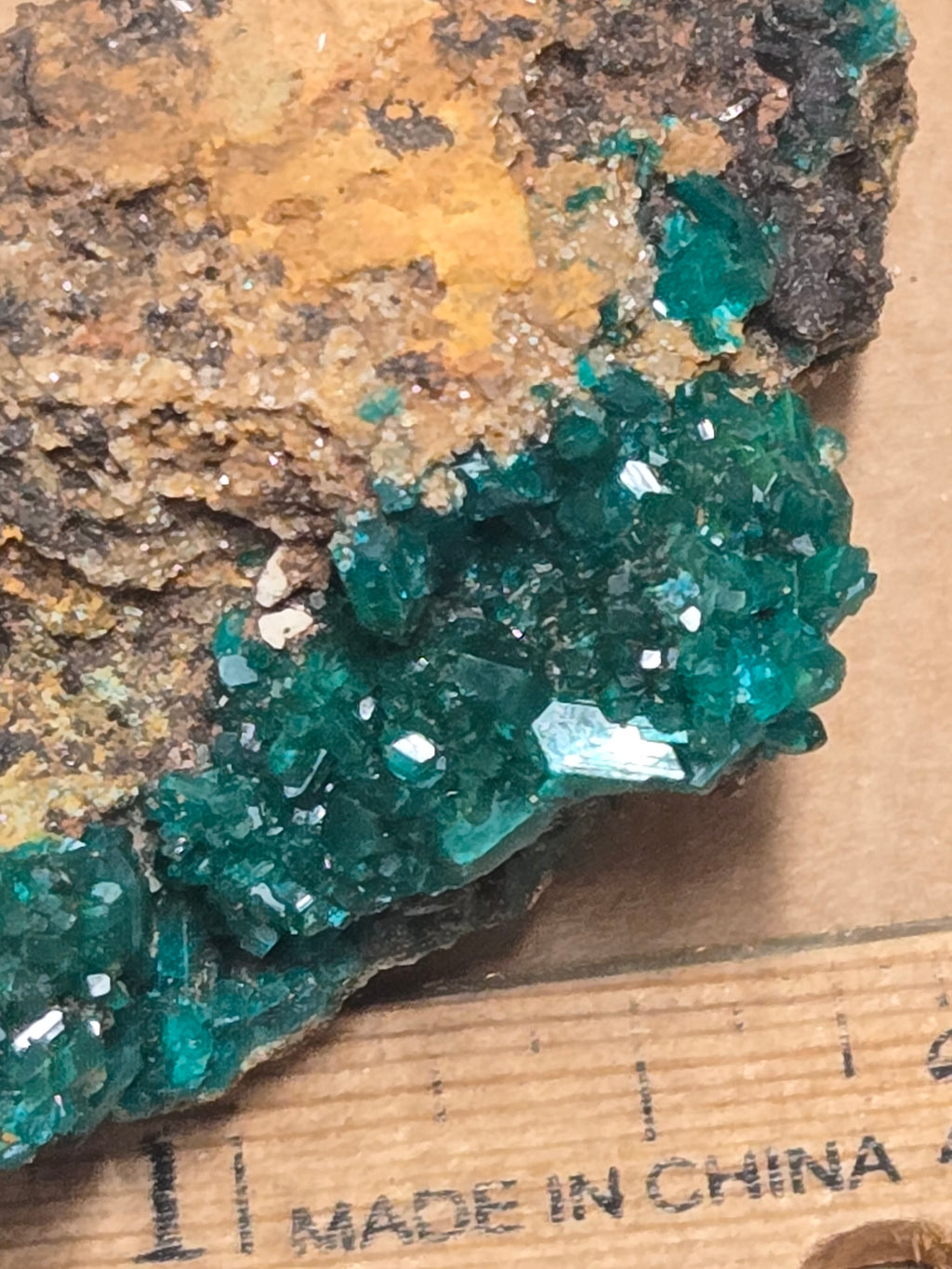 Dioptase specimen