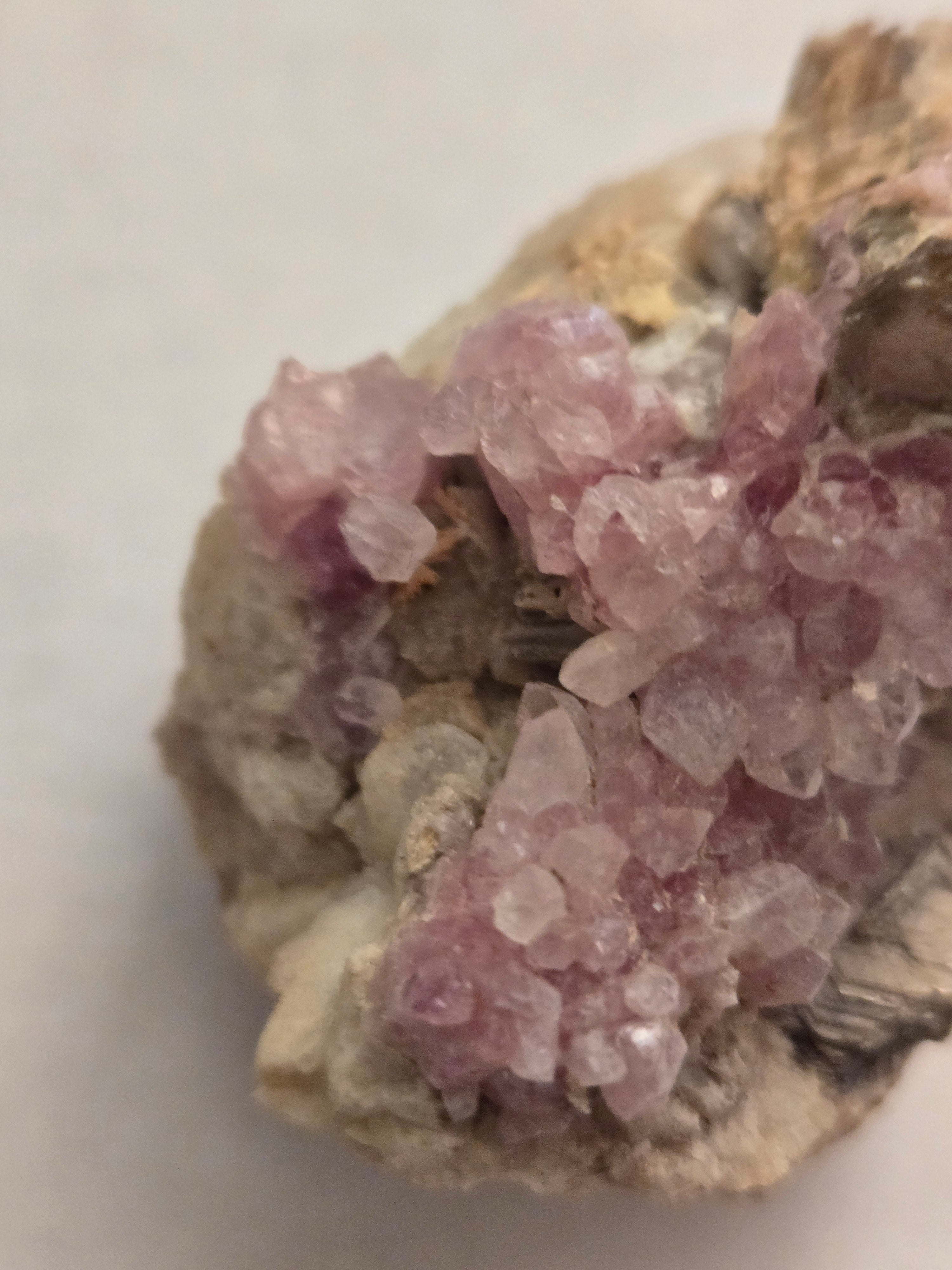 Rose quartz albite