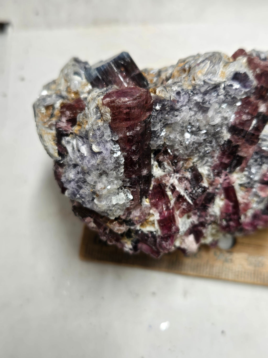 Rubellite tourmaliine