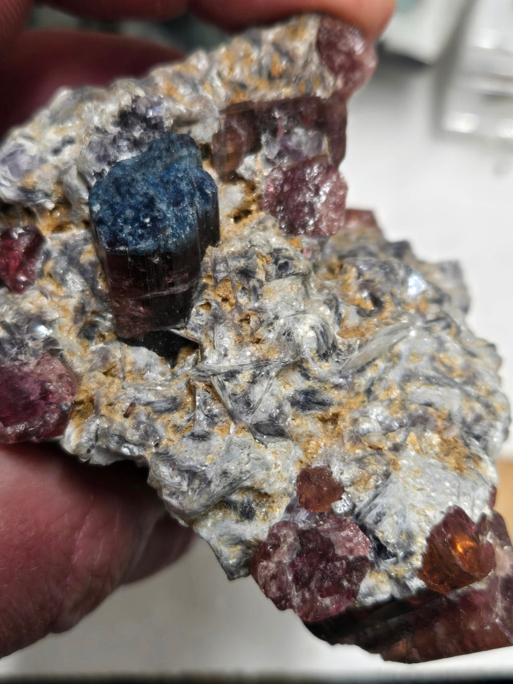 Rubellite tourmaliine