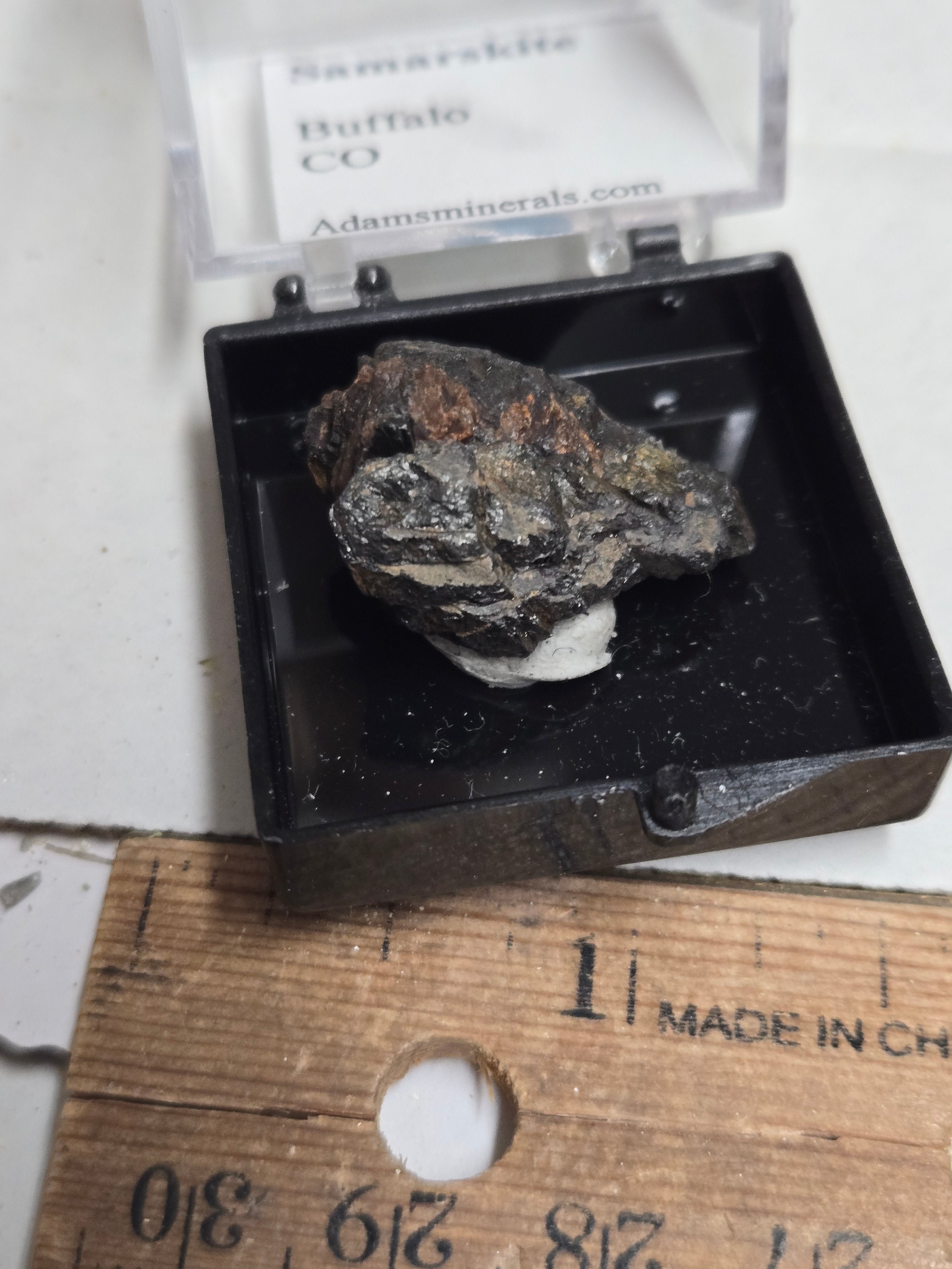 Samarskite
