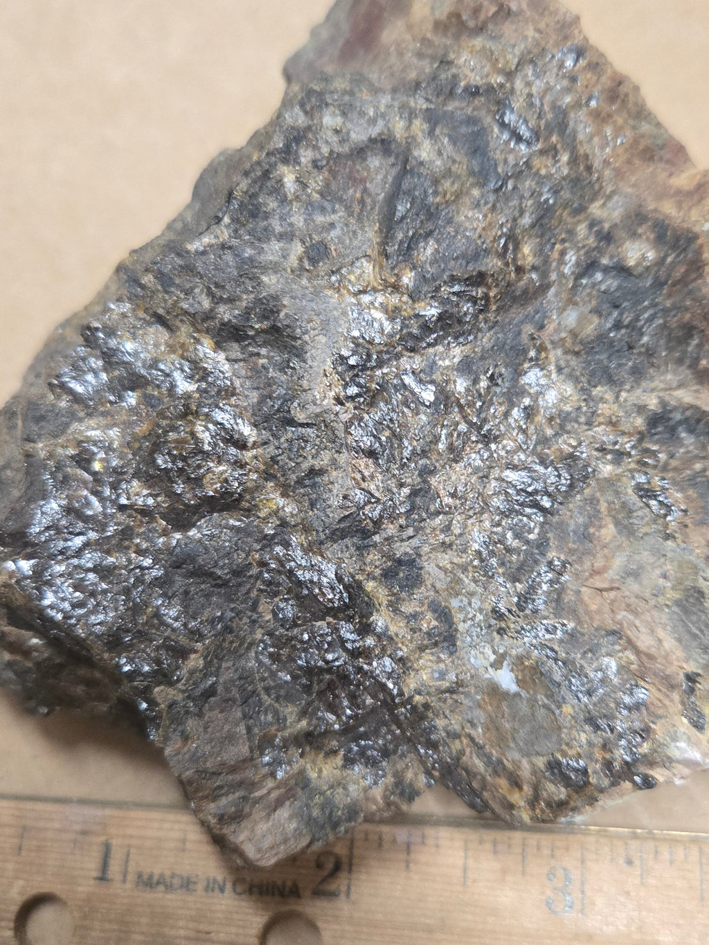 Samarskite