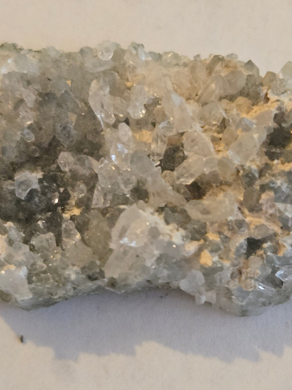 Schumacherite on quartz